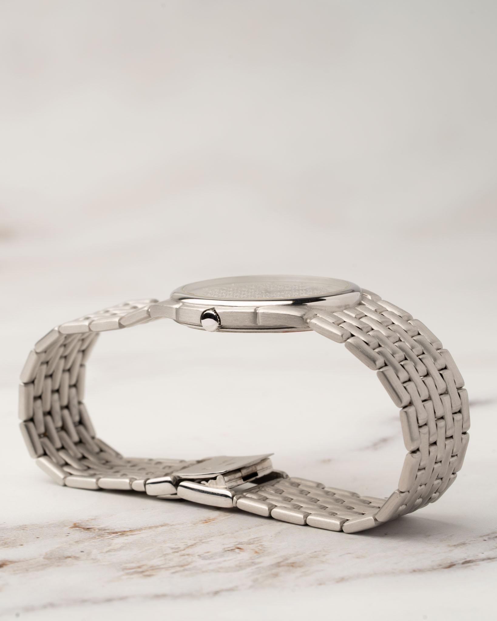 Audemars Piguet Bone' Pave Diamant Perlmutt 18k WG 1980er Jahre für Damen oder Herren im Angebot