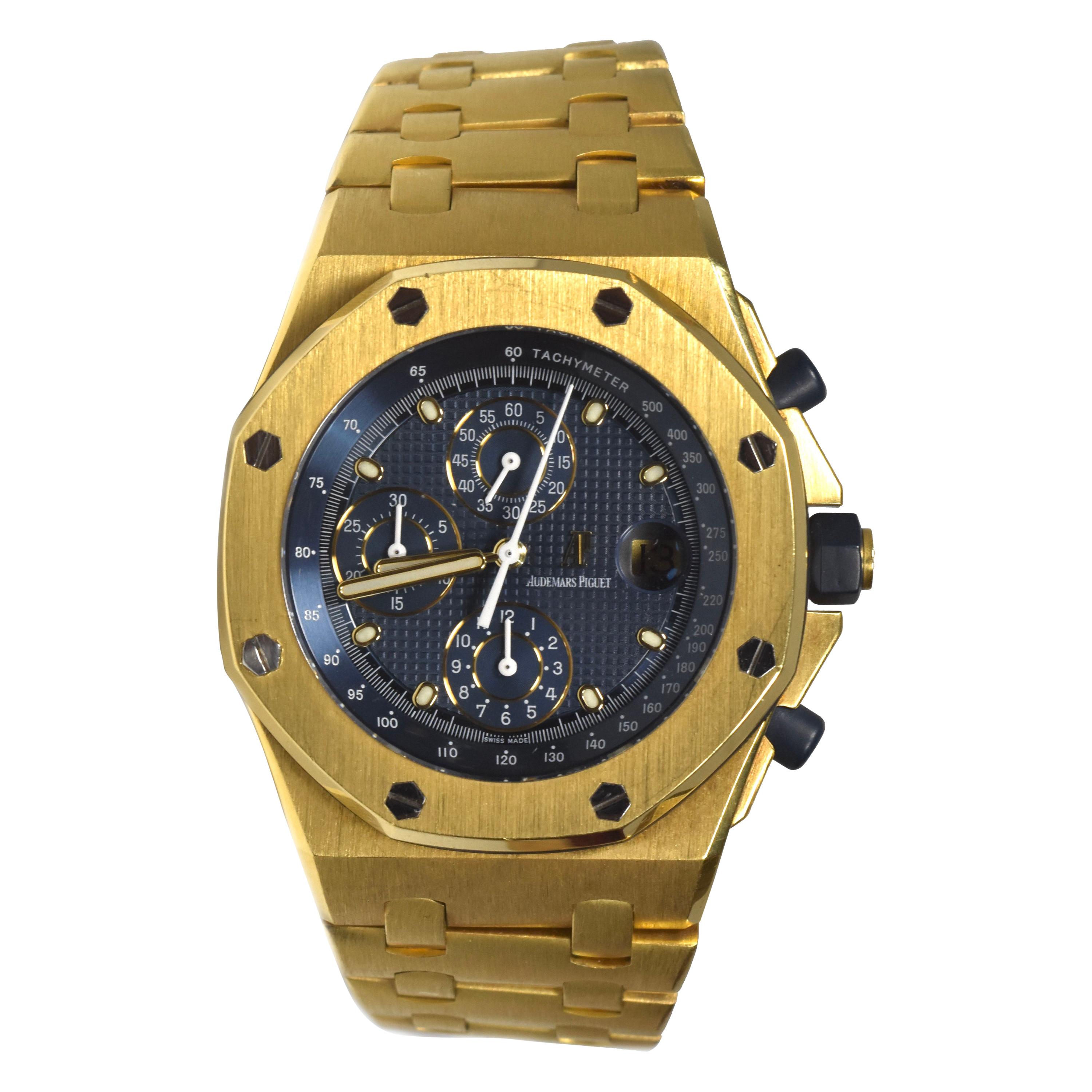 Audemars Piguet Chronograph Royal Oak Offshore 18 Karat Yellow Gold Watch