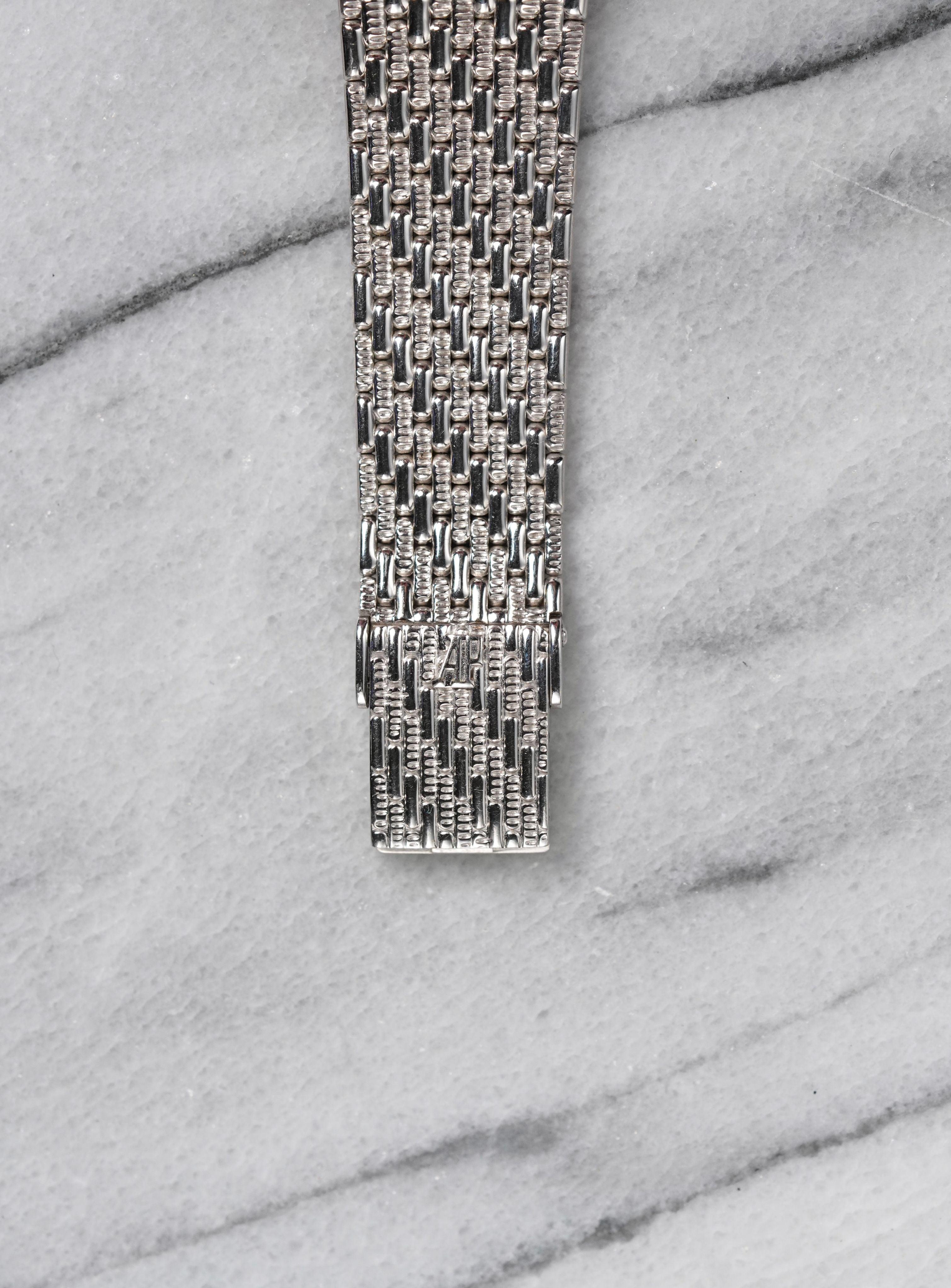 Montre Audemars Piguet Cobra en or blanc et argent 18 carats, années 1980 Pour femmes en vente