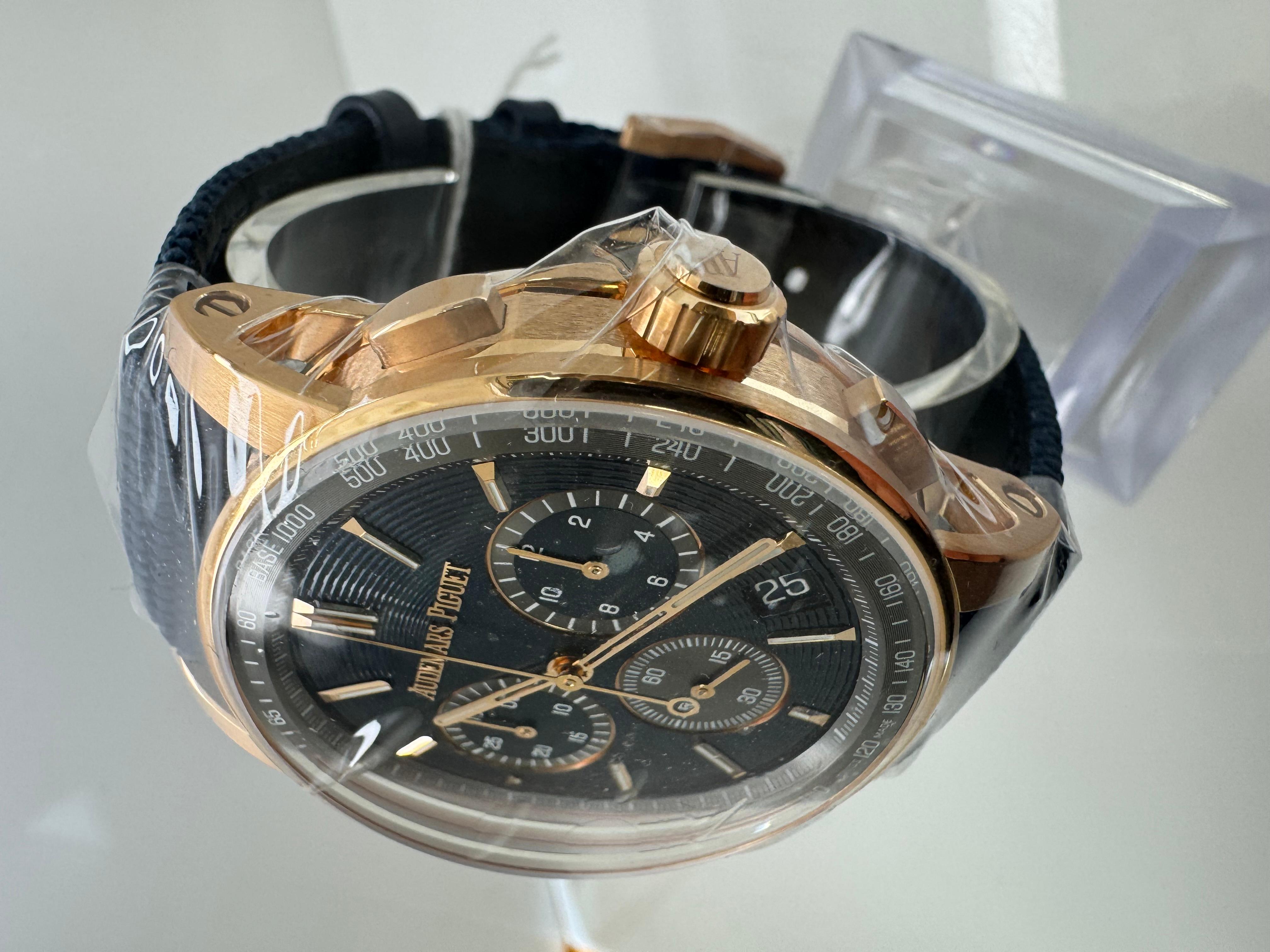 Audemars Piguet Code 11.59 Oro Rosa Quadrante Blu 41mm - Set completo 2024

In vendita un nuovissimo Audemars Piguet 2024 Code 11.59, con una straordinaria cassa in oro rosa 18 carati e un quadrante blu intenso. Perfetta fusione di eleganza classica