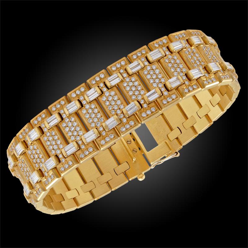 18k yellow gold diamond bracelet, signed Audemars Piguet.