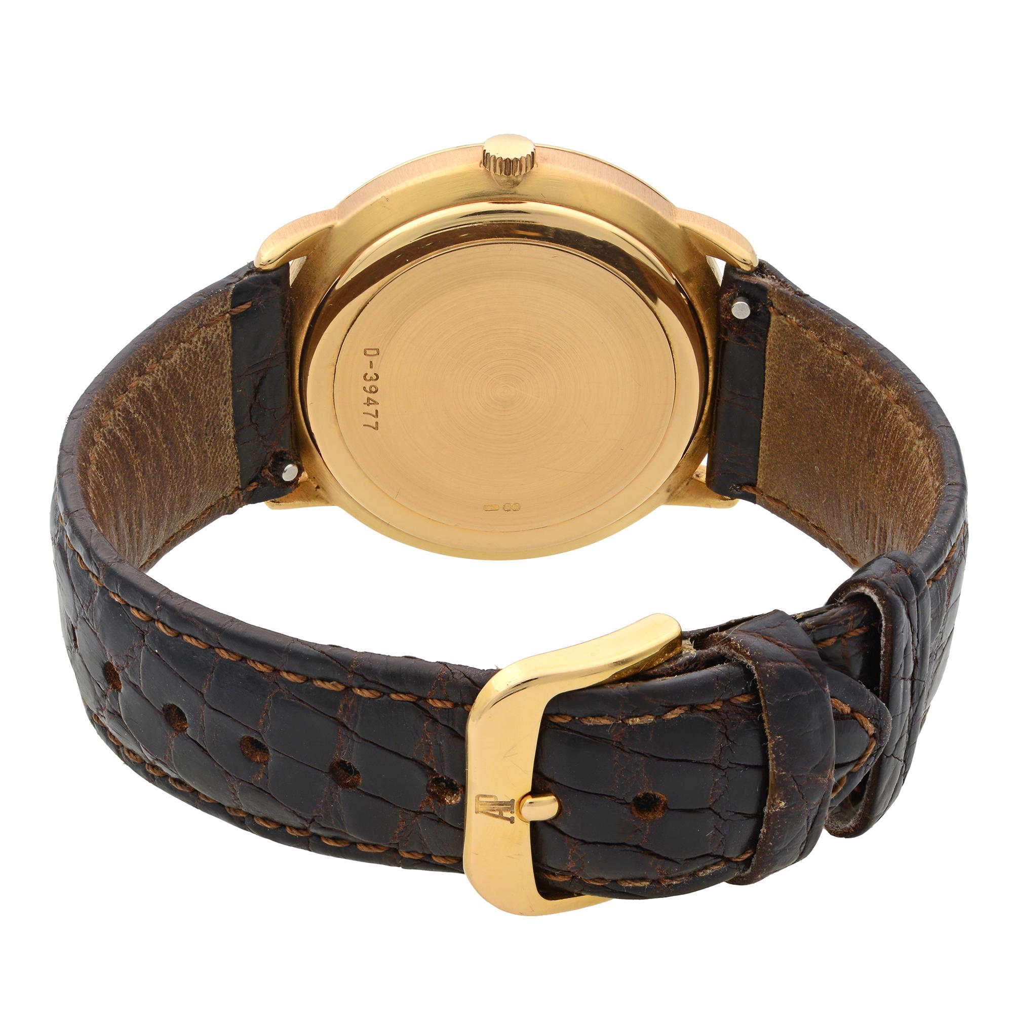 Audemars Piguet Dual Time 18K Gold White Dial Automatic Men Watch 25685BA.0.0002 In Good Condition In New York, NY