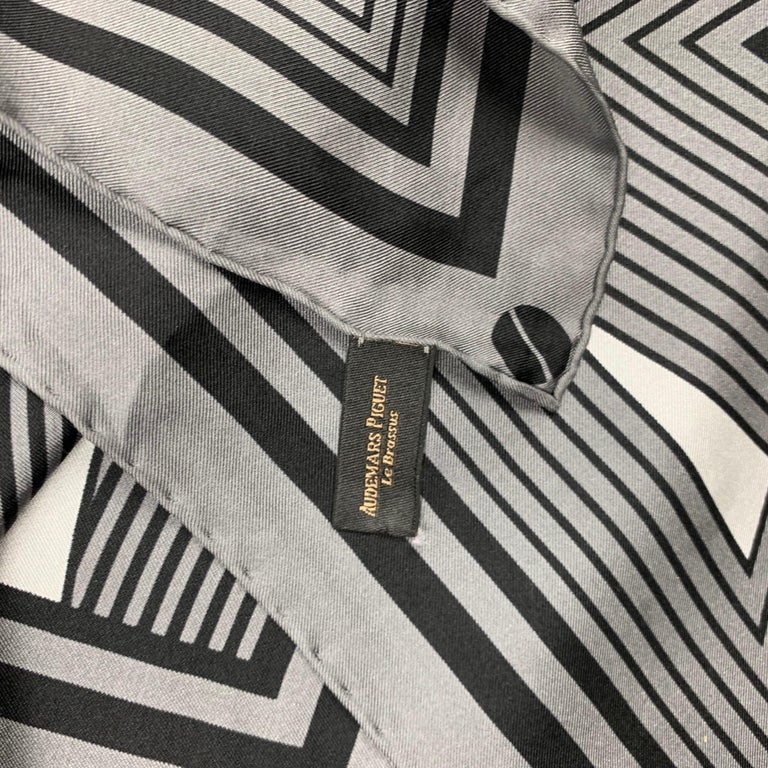 Foulard Audemars Piguet (marque Piaget) En Soie Multicolore - Occasion