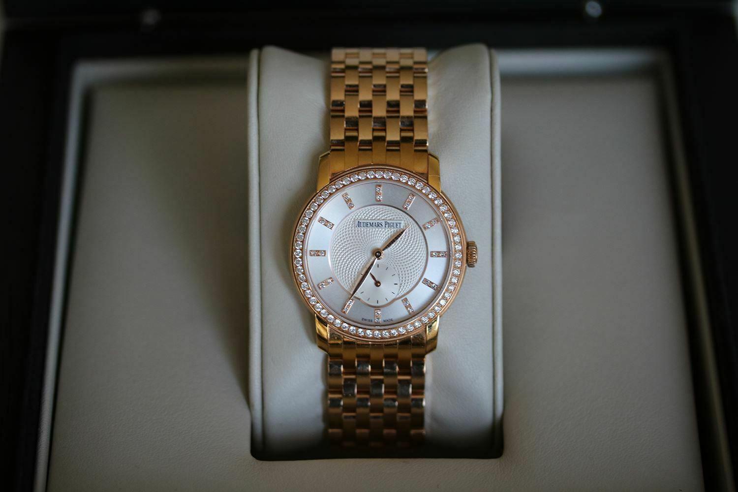Audemars Piguet Jules Audemars Kleine Seconds 18K Roségold Uhr im Zustand „Hervorragend“ im Angebot in London, GB