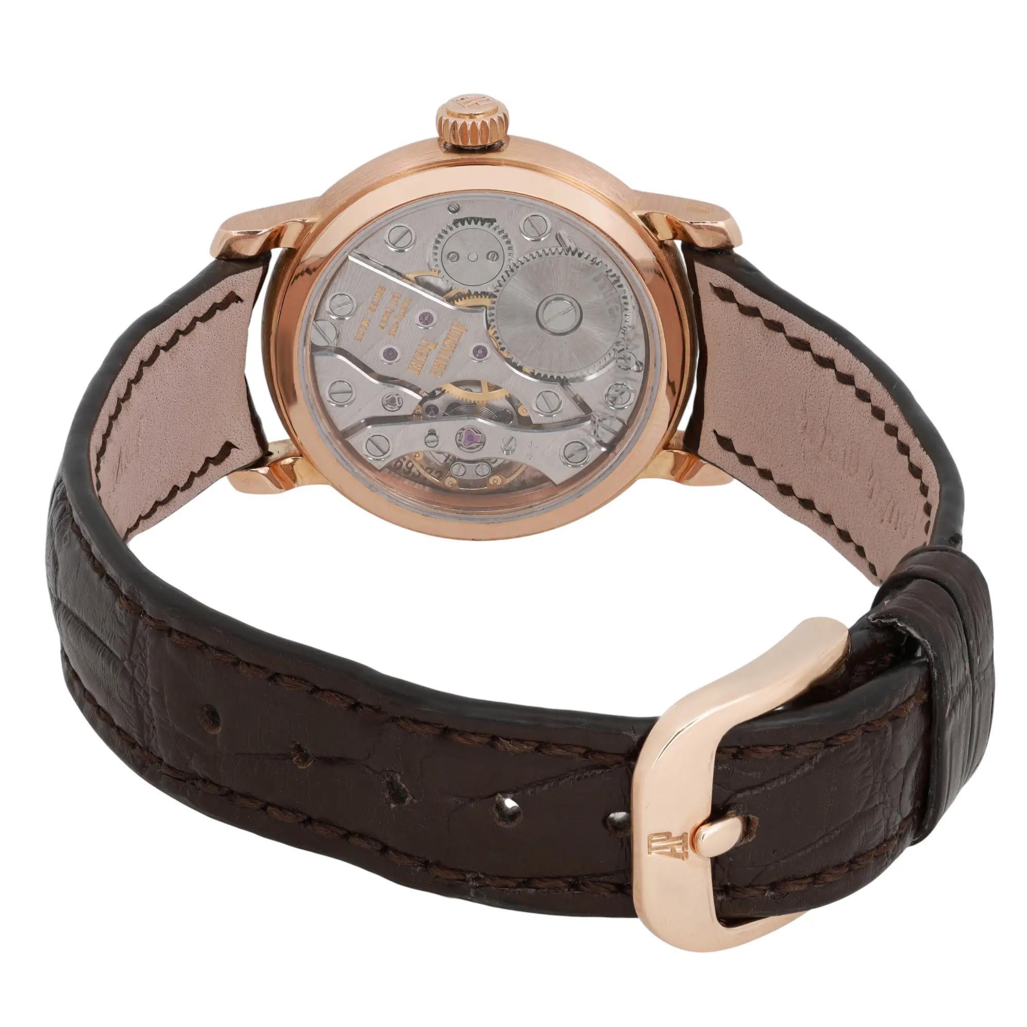 Audemars Piguet Jules Small 28 Orologio da donna in oro rosa 18k con quadrante argentato 772080R in vendita 1