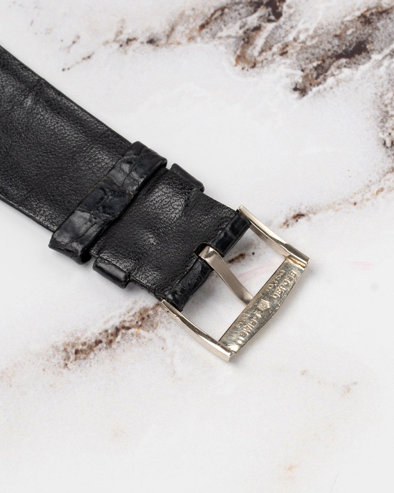 Audemars Piguet Jumbo TV 768 Schwarzes Zifferblatt 18k WG im Angebot 3