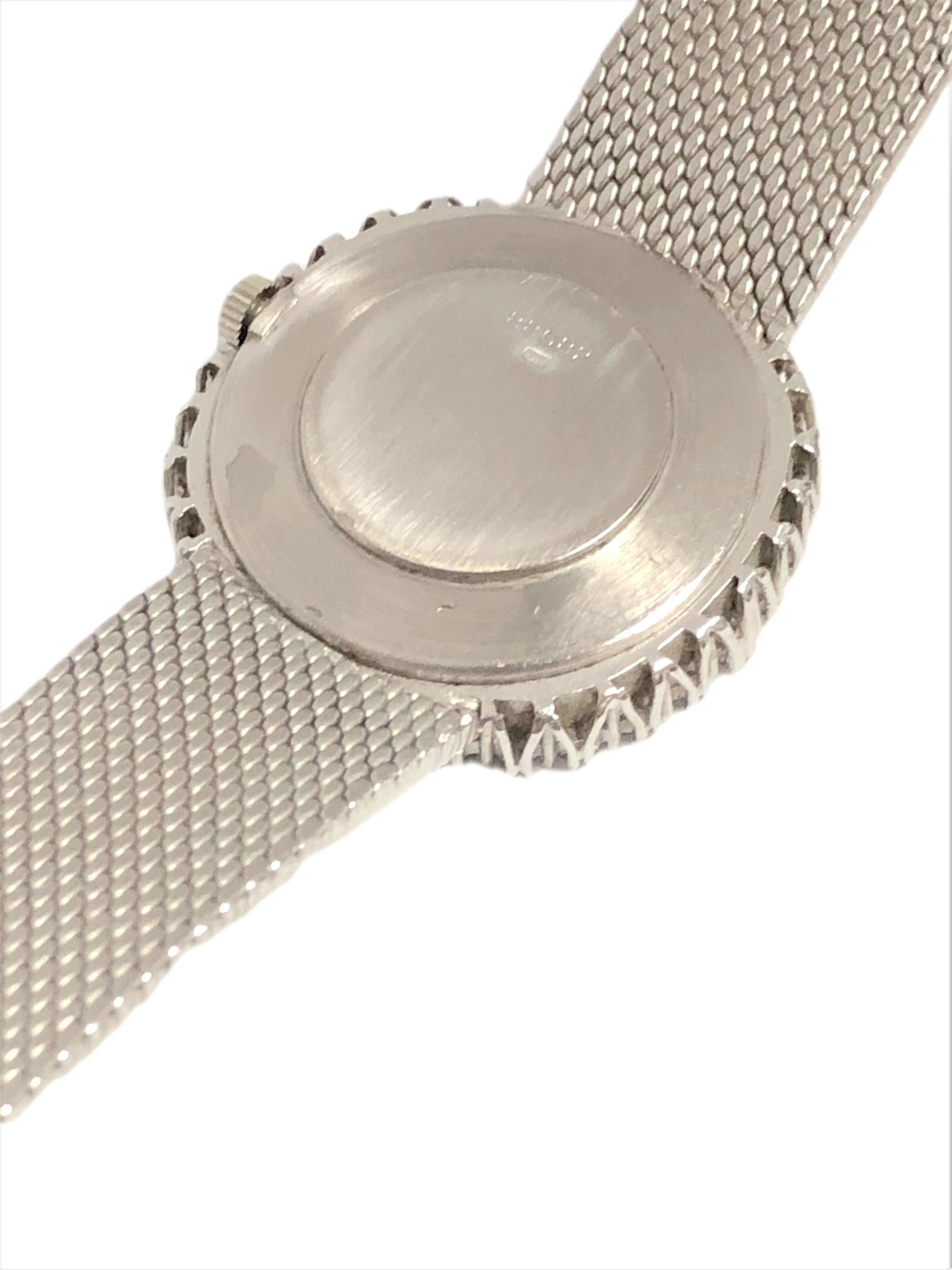 Taille ronde Audemars Piguet Ladies White Gold Diamond and Lapis Dial Mechanical Wrist Watch (Montre-bracelet mécanique en or blanc avec cadran en diamants et lapis) en vente