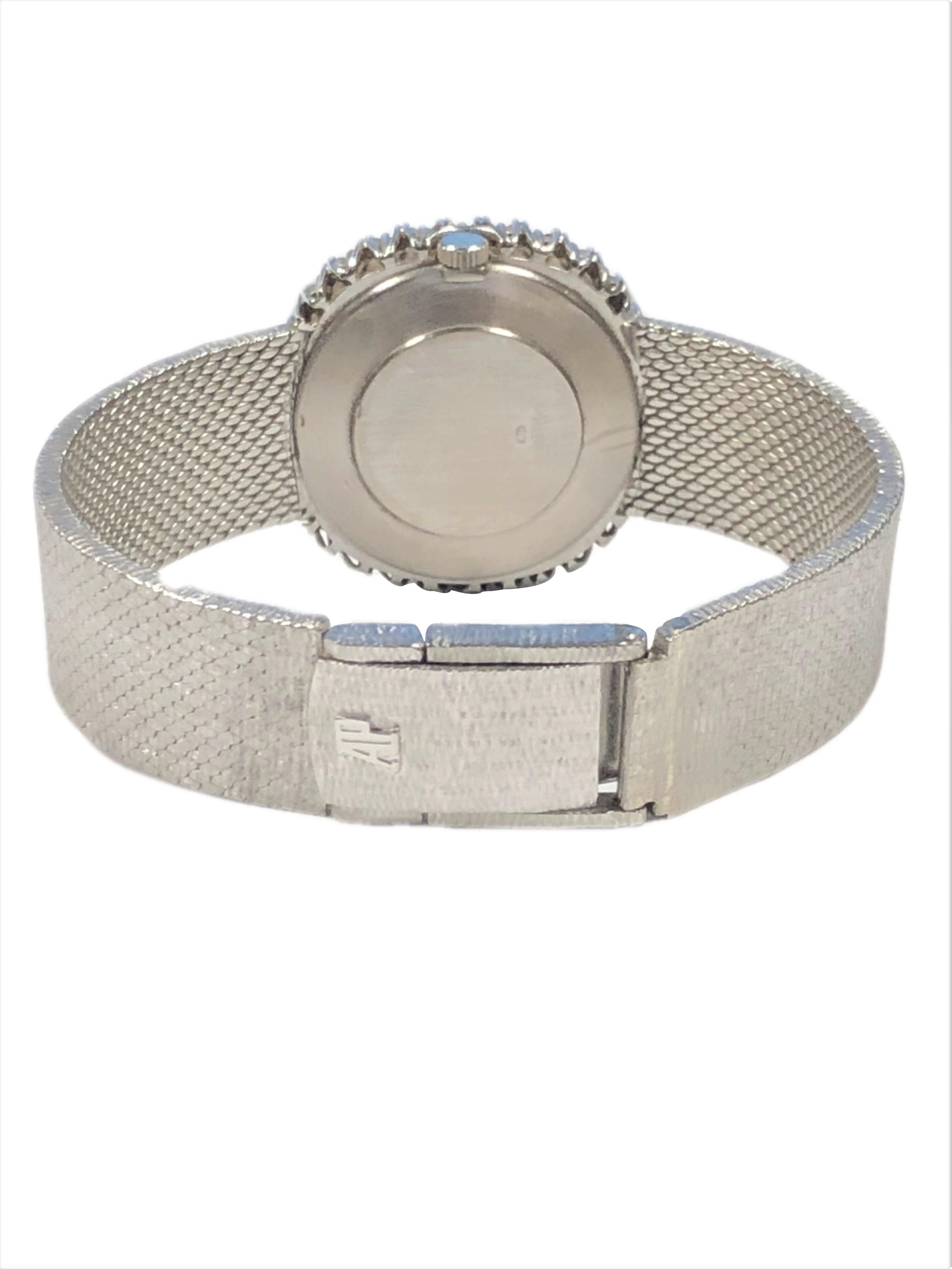 Audemars Piguet Ladies White Gold Diamond and Lapis Dial Mechanical Wrist Watch (Montre-bracelet mécanique en or blanc avec cadran en diamants et lapis) en vente 1