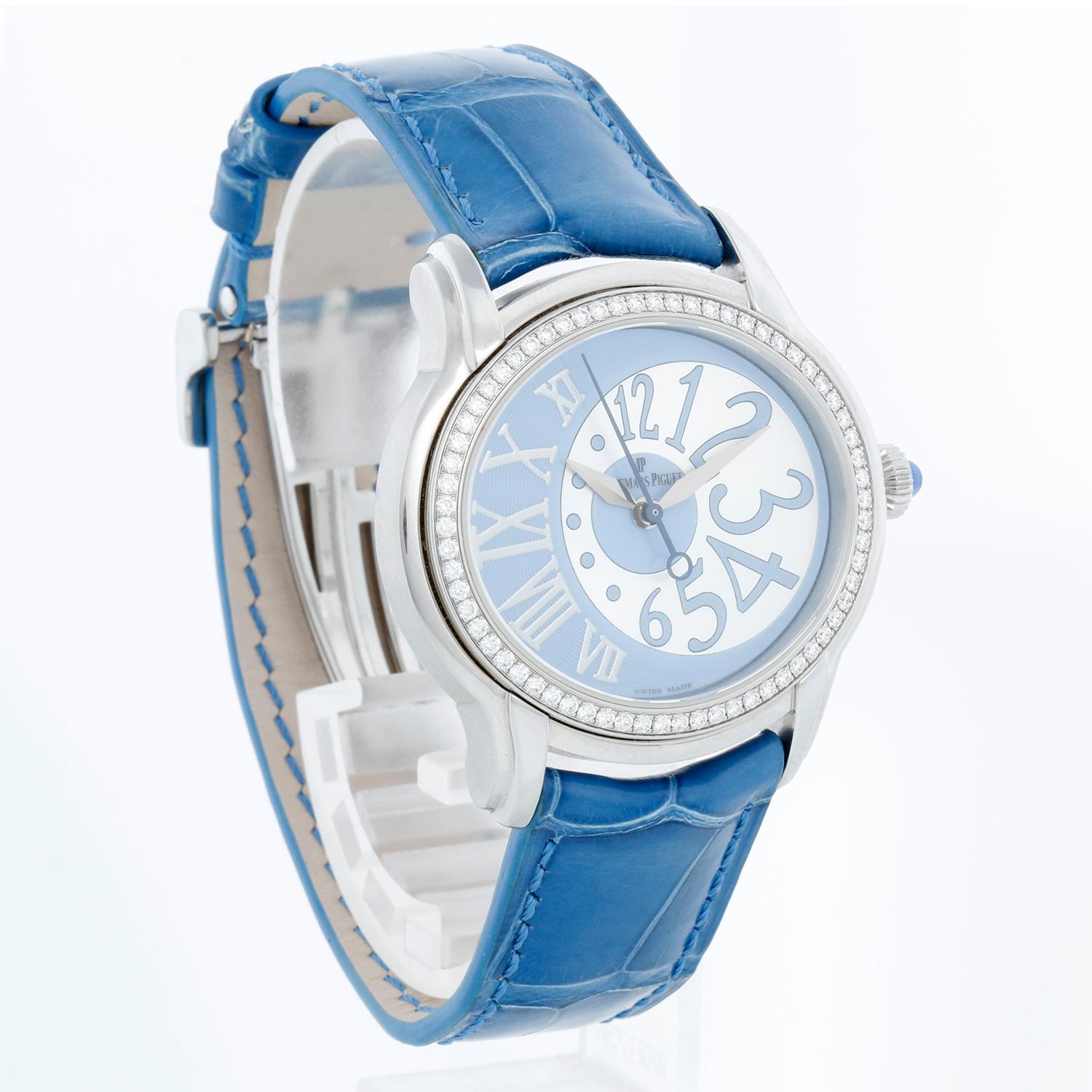 Audemars Piguet Montre bleue « Millenary » pour femmes 77301ST.ZZ.D303CR.01 Excellent état - En vente à Dallas, TX