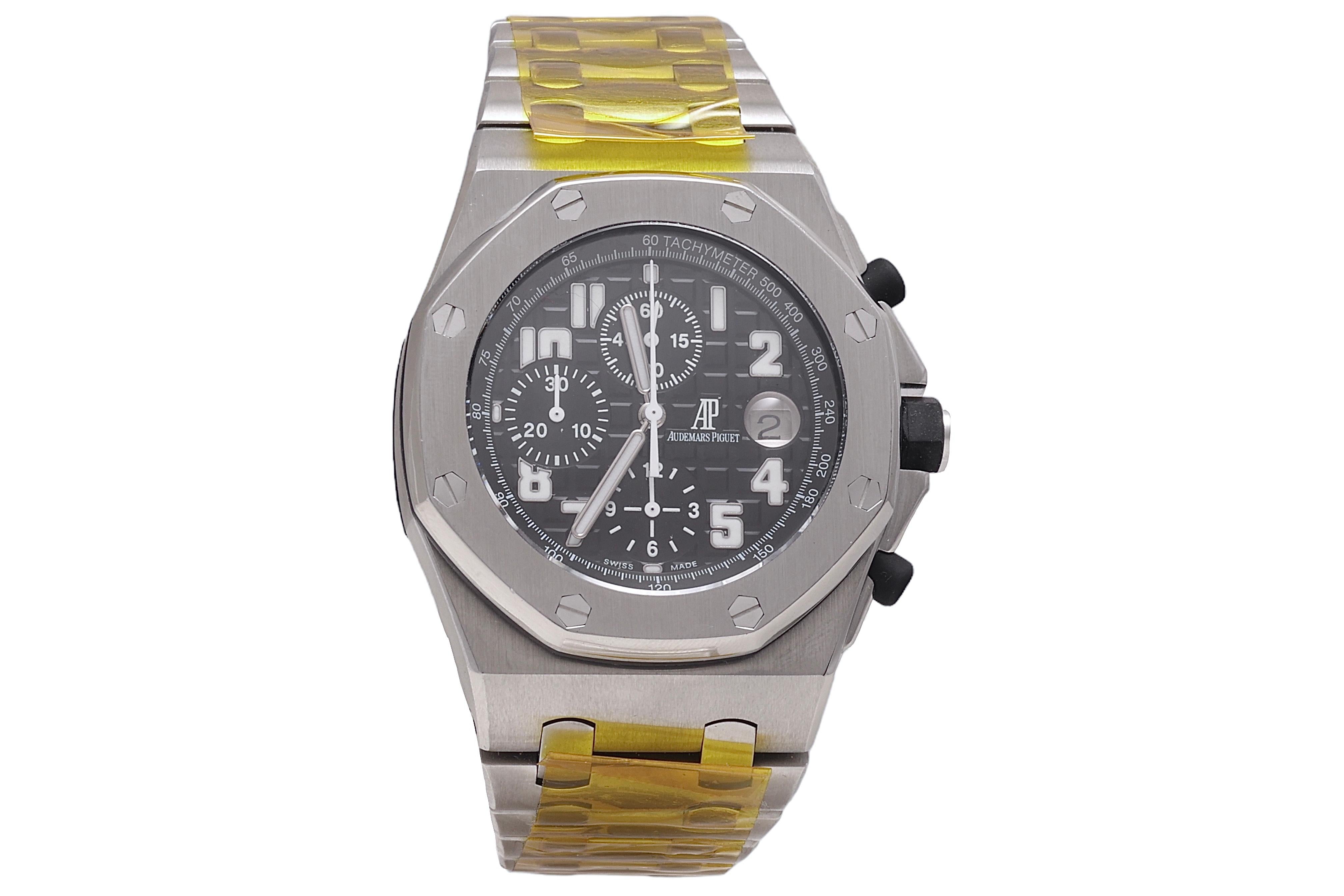 Audemars Piguet Royal Oak Off shore Chronographe avec boîte et extrait des archives

Nous venons de recevoir un service complet de la part d'AP

Mouvement : Mécanique à remontage automatique

Boîtier : Acier inoxydable

Référence : 26020ST.OO