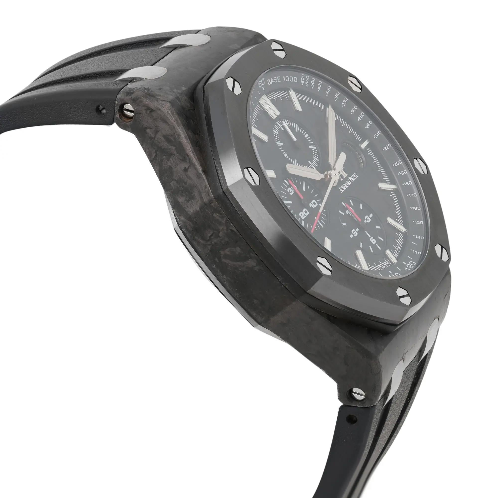 Audemars Piguet Offshore Forged Carbon Ceramic Men Watch 26400AU.OO.A002CA.01 In Good Condition For Sale In New York, NY