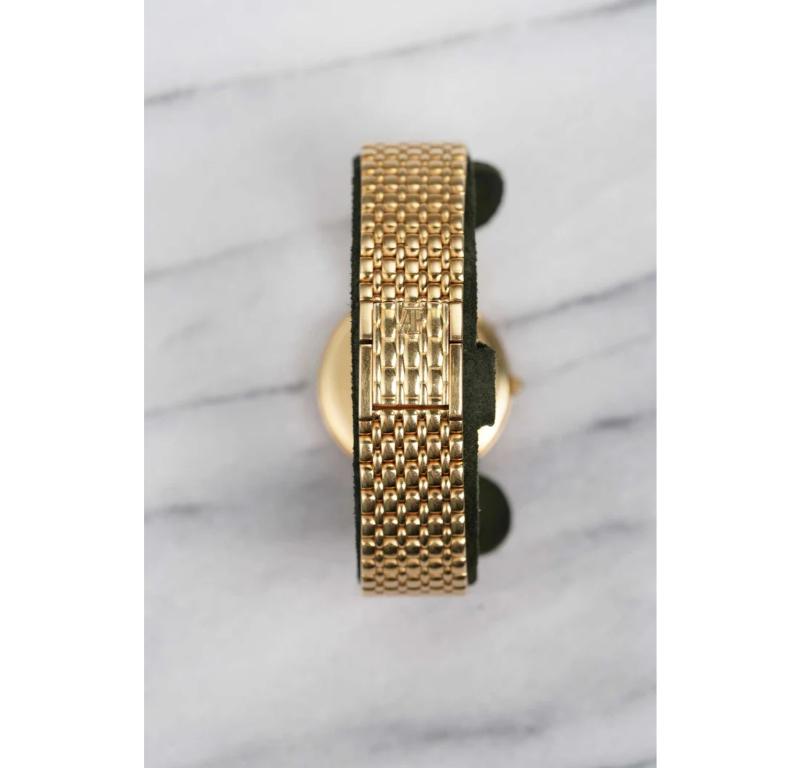 Women's Audemars Piguet Onyx & Diamond Pave Watch in 18k yellow gold, 1991-2000 For Sale