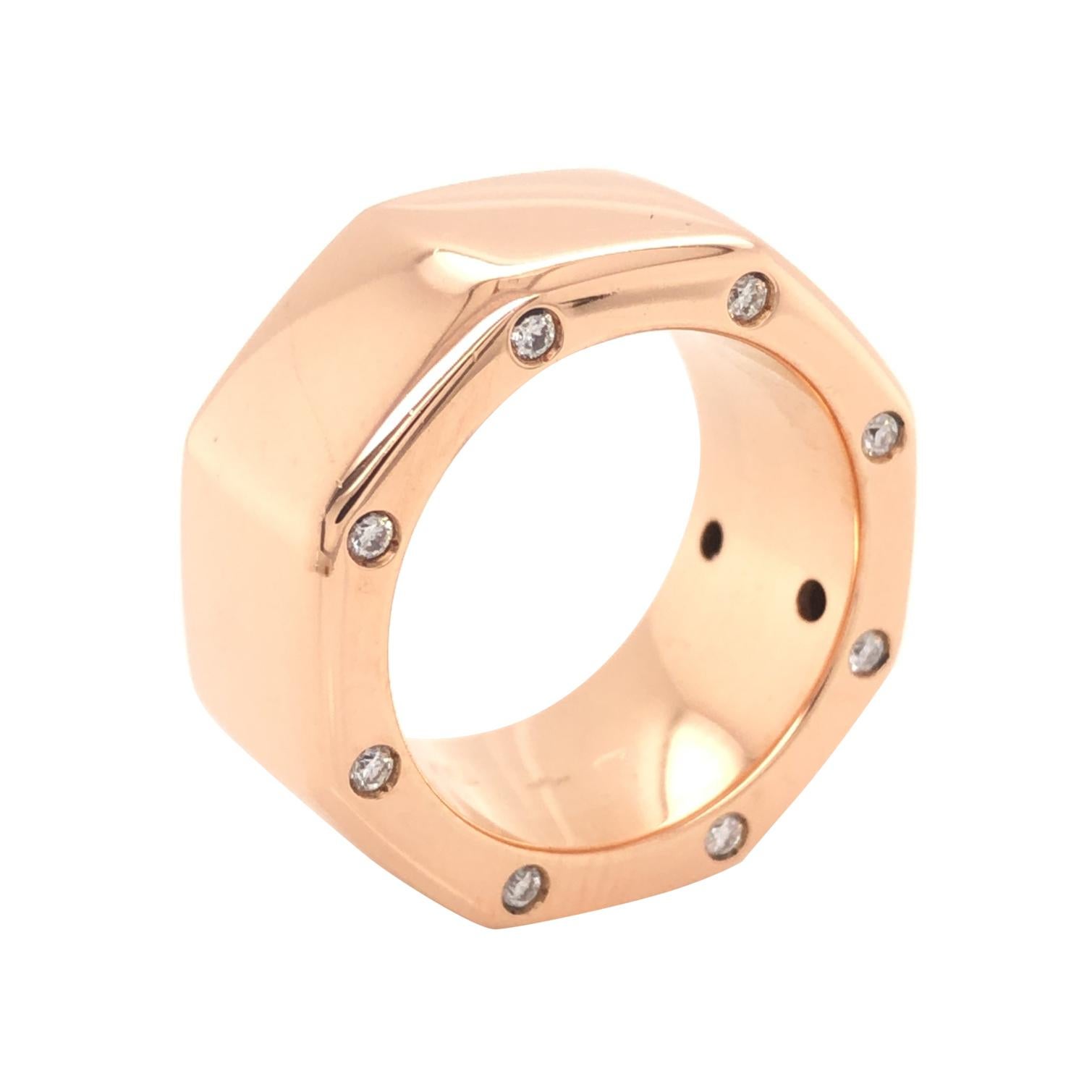 Audemars Piguet, bague à large anneau en or rose et diamants Royal Oak en forme de chauve-souris en vente