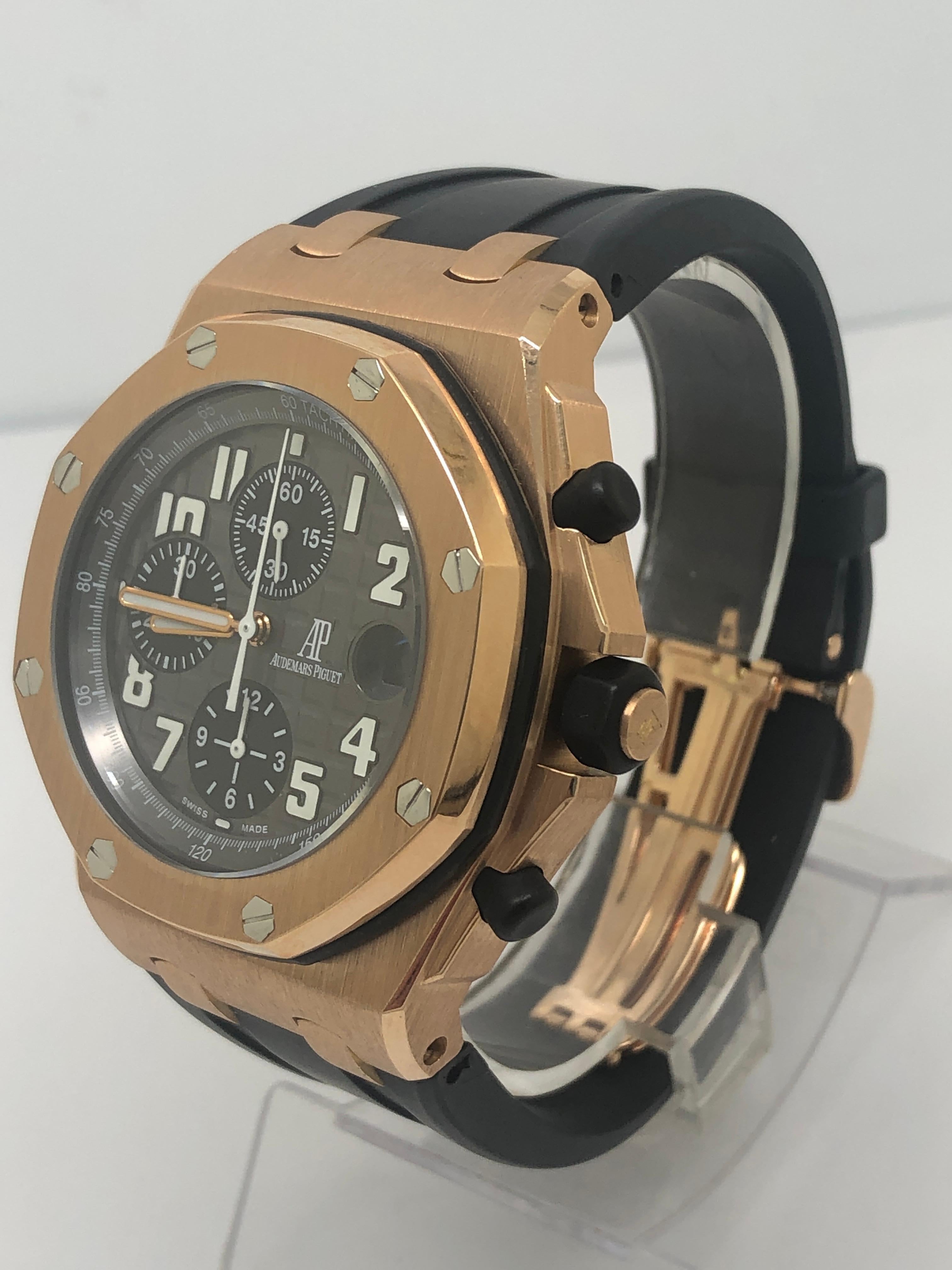 Audemars Piguet 42mm Rose Gold Offshore Watch

all original parts

year approx 2009

excellent condition


