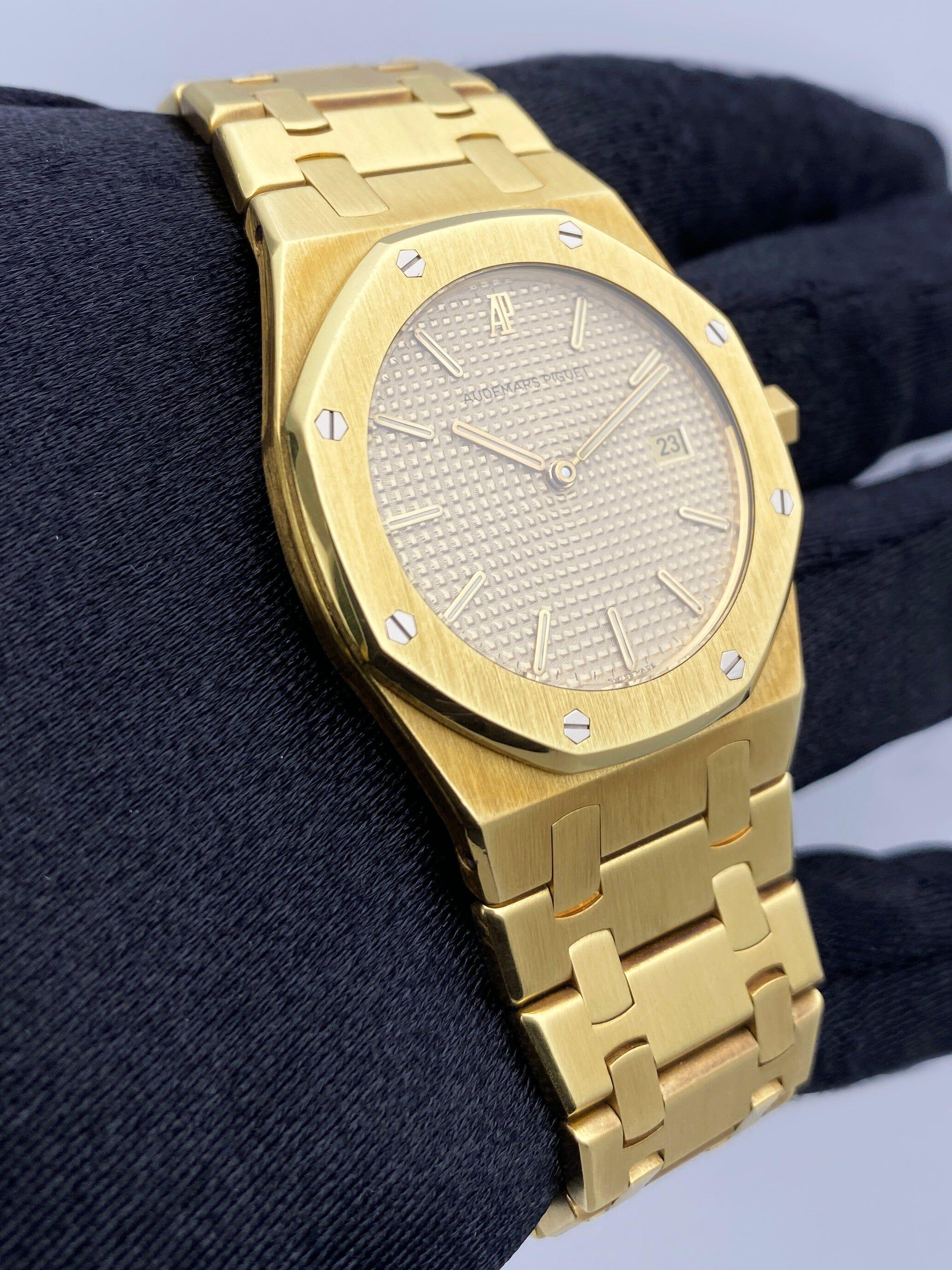 Audemars Piguet Royal 18K Yellow Gold Ladies Watch For Sale at 1stDibs