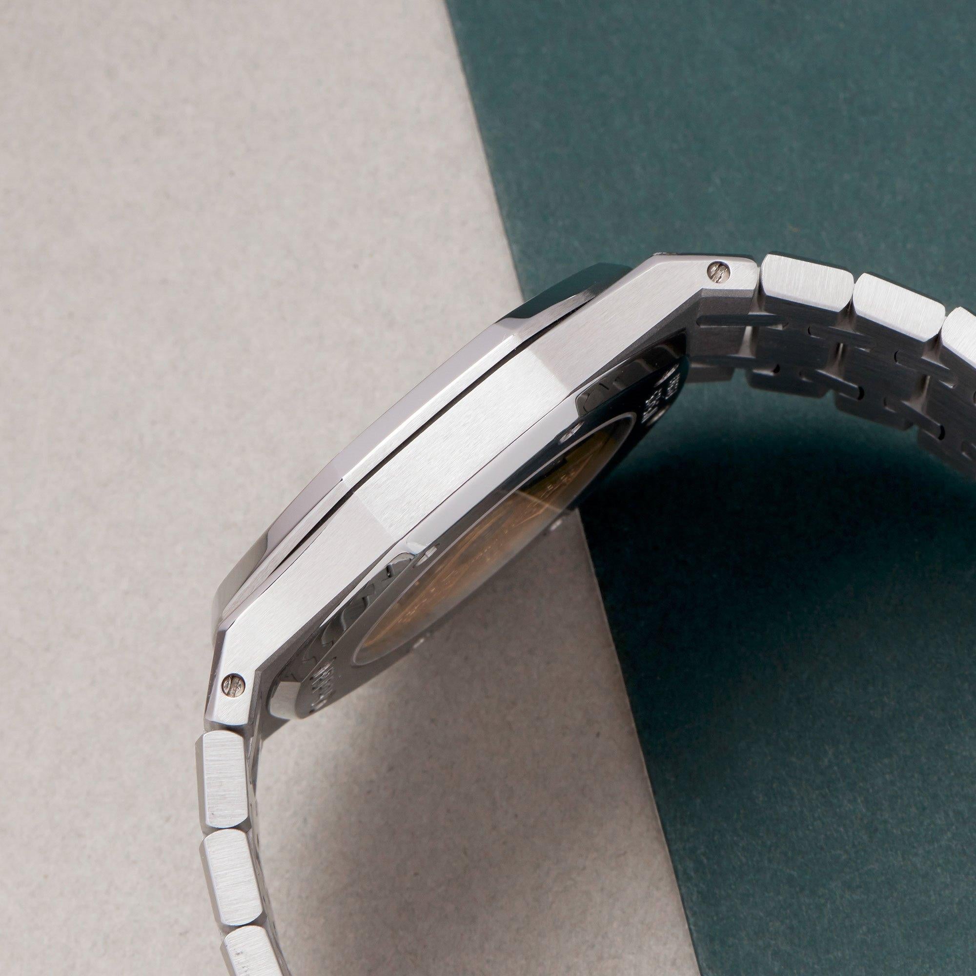 Audemars Piguet Royal Oak 0 15300ST Herrenuhr aus Edelstahl 0 2