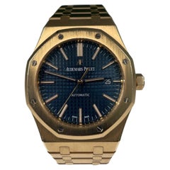 Audemars Piguet Montre Royal Oak 15400OR.OO.1220OR.03 avec cadran bleu or rose