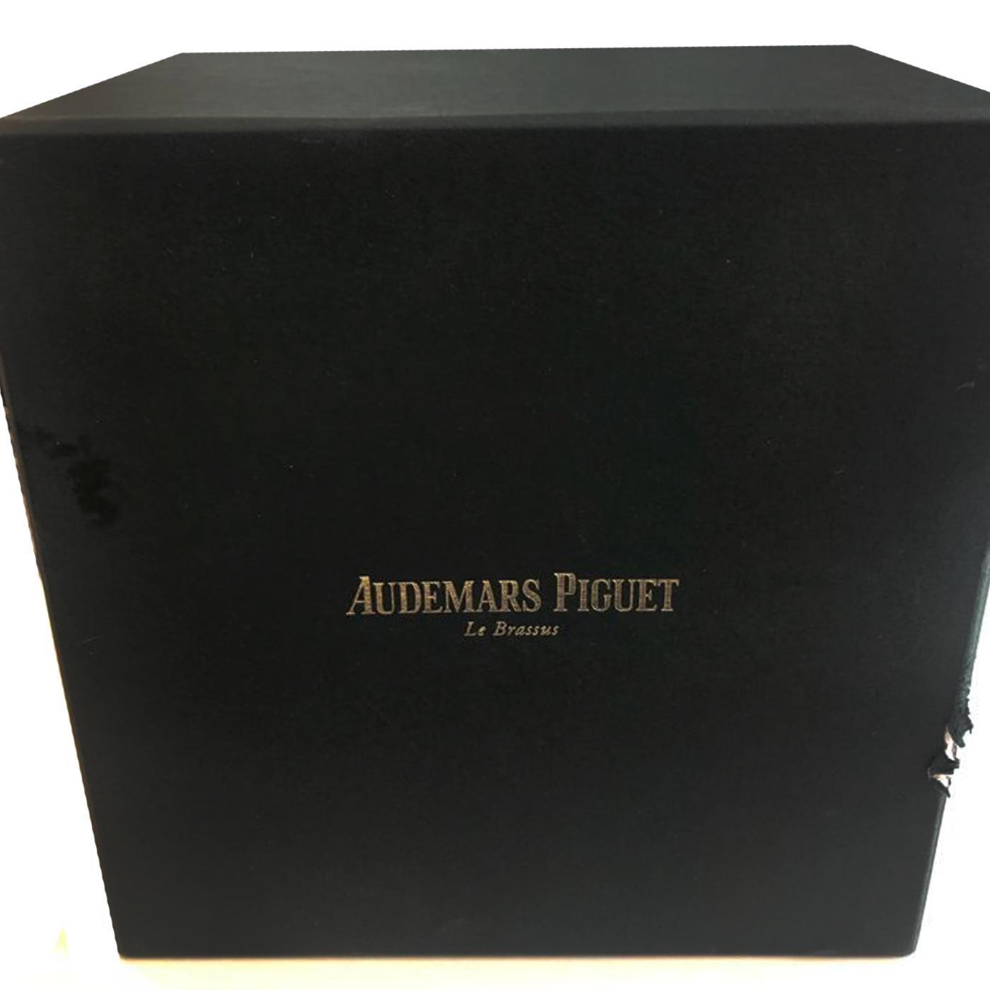 Audemars Piguet Royal Oak 18 Karat Rose Gold 26320OR.OO.1220OR.02 Box/Papers 5