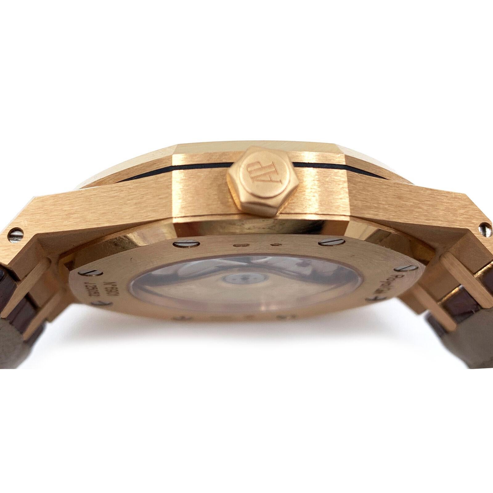 Audemars Piguet Royal Oak 18 Karat Rose Gold Automatic 15400OR.OO.D088CR.01 In Excellent Condition In New York, NY