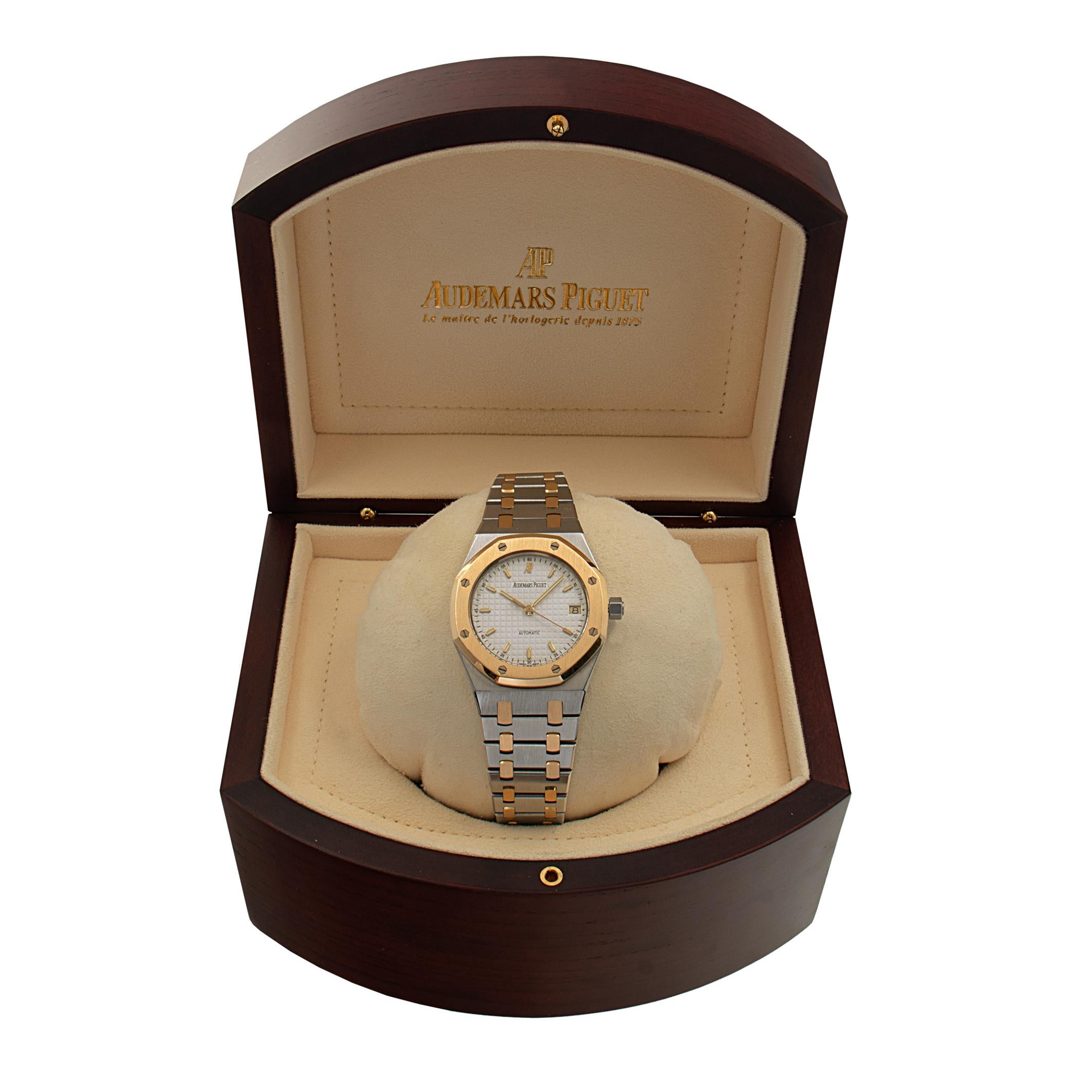 Audemars Piguet Royal Oak Montre-bracelet automatique en or jaune 18 carats et acier inoxydable en vente 2