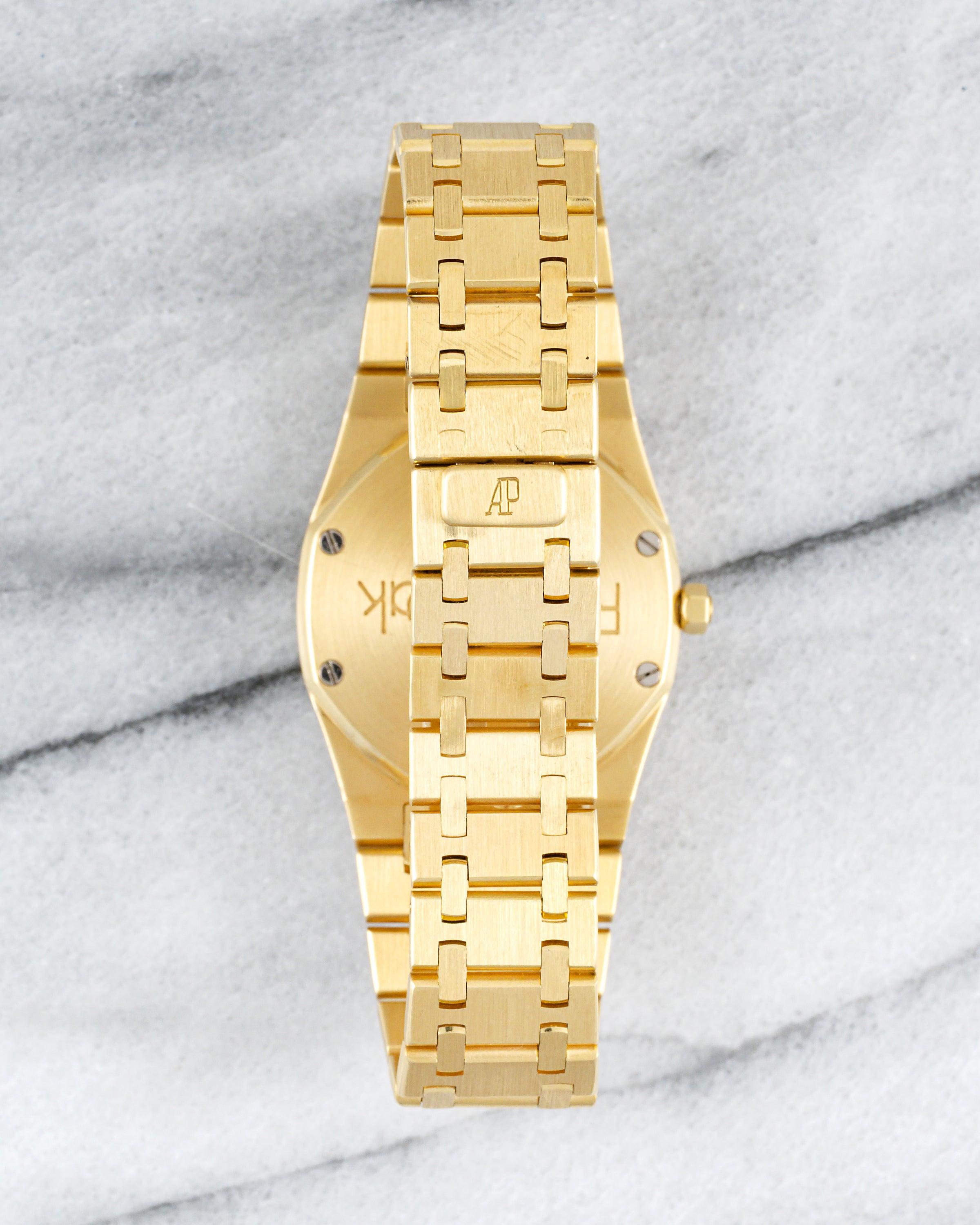 Reloj Audemars Piguet Royal Oak de oro amarillo de 18 quilates, años 90 en Excelente estado para la venta en New York, NY