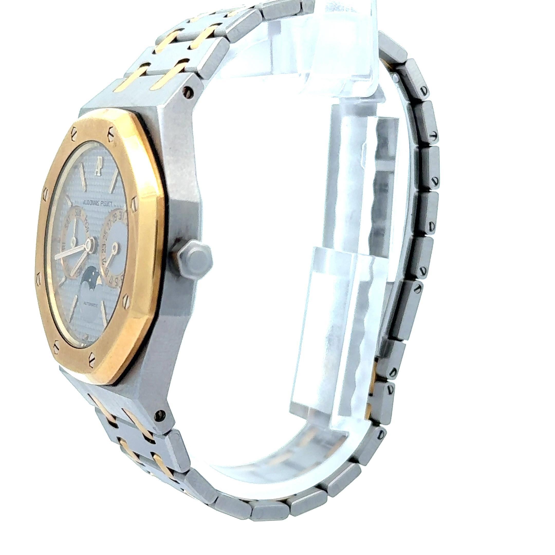 Reloj de pulsera Audemars Piguet Royal Oak 25594SA Fase lunar bicolor en venta 1