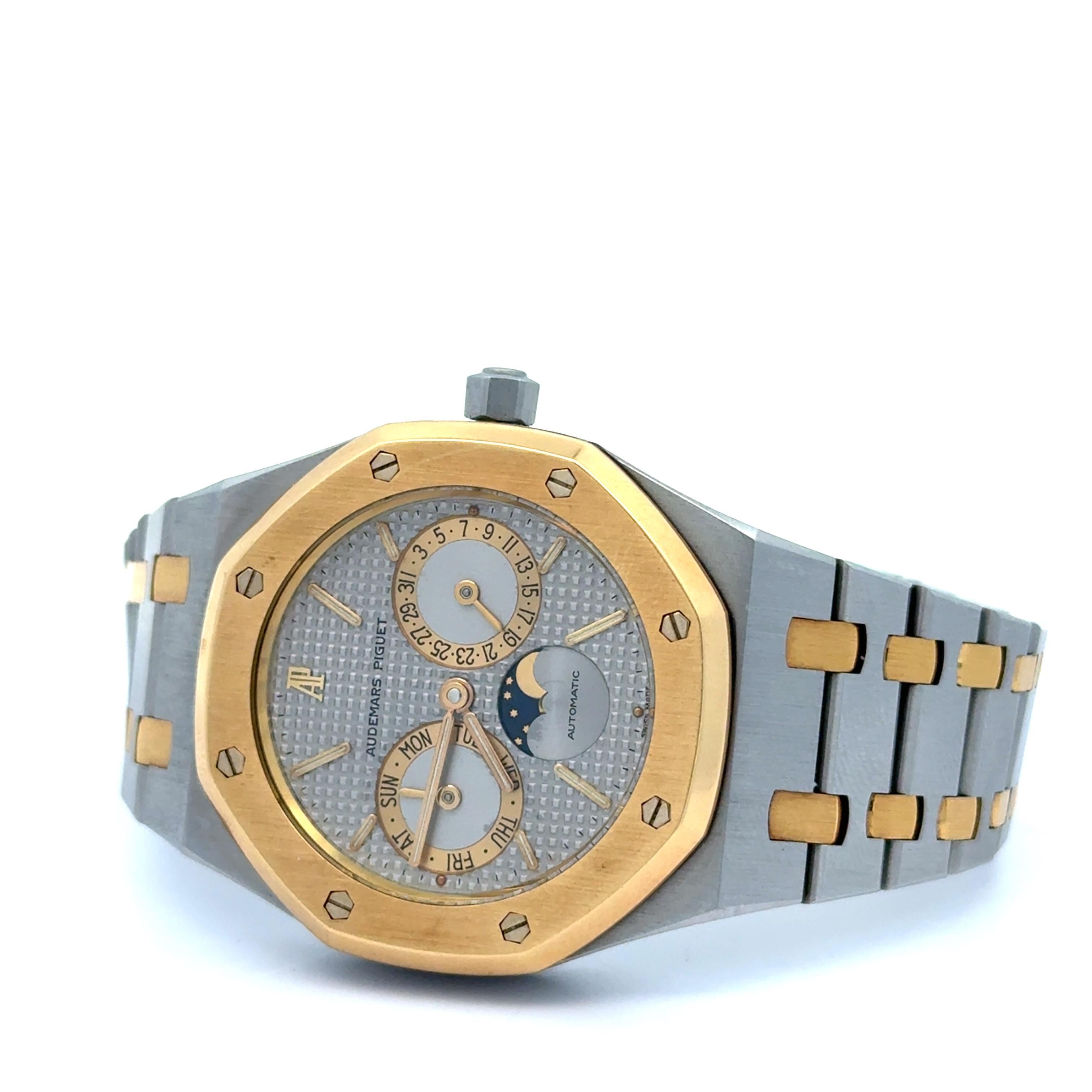 Reloj de pulsera Audemars Piguet Royal Oak 25594SA Fase lunar bicolor en venta 2