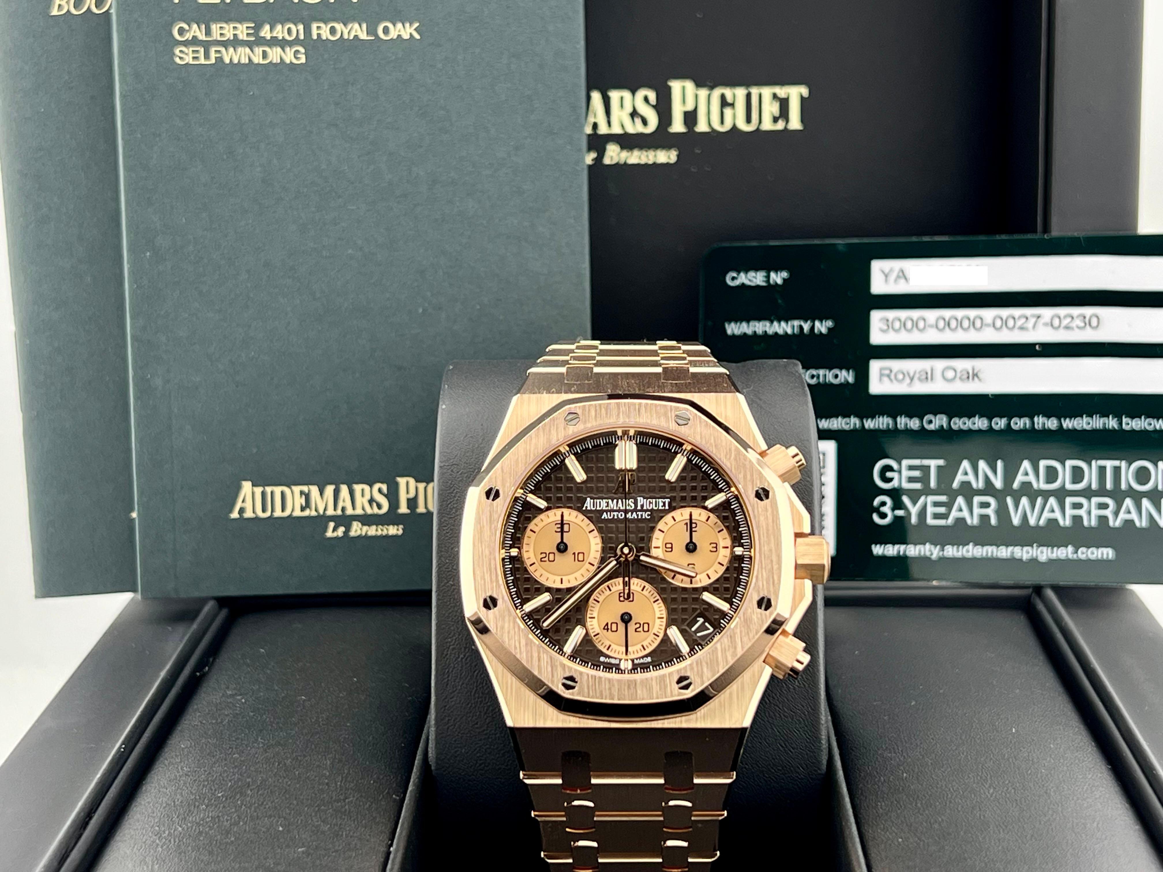 Style Number: 26239OR.OO.1220OR.02



Year: 2021

 

Model: Audemars Piguet  

 

Case Material: 18K Rose Gold

 

Band:  18K Rose Gold

 

Bezel:  18K Rose Gold

 

Dial:  Brown Dial 

 

Face: Sapphire Crystal 

 

Case Size: 41mm 

 

Includes: