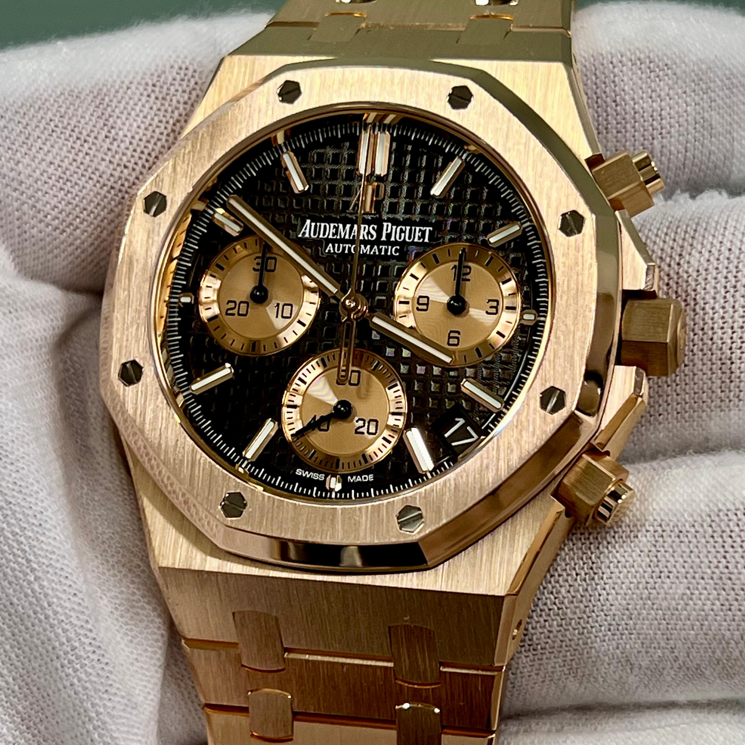 Audemars Piguet Royal Oak 26239OR.OO.1220OR.02 Chocolate 18K Rose Gold Box Paper 5