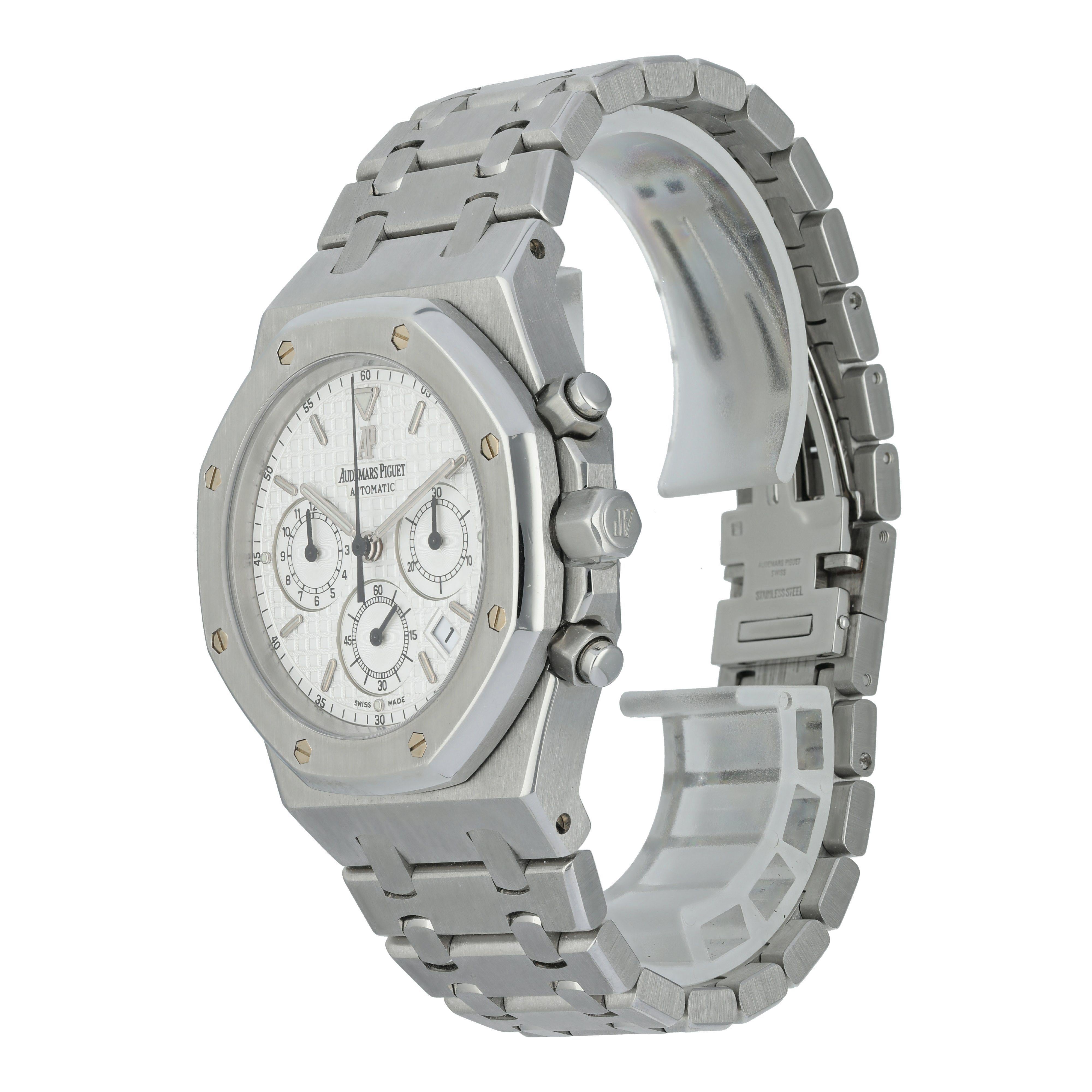 Audemars Piguet Royal Oak 26300ST.OO.1110ST.05 mens Watch.
39mm Stainless Steel case. 
Stainless Steel Stationary bezel. 
Silver dial with Luminous Steel hands and index hour markers. 
Minute markers on the outer dial. 
Date display at the 3 o'clock