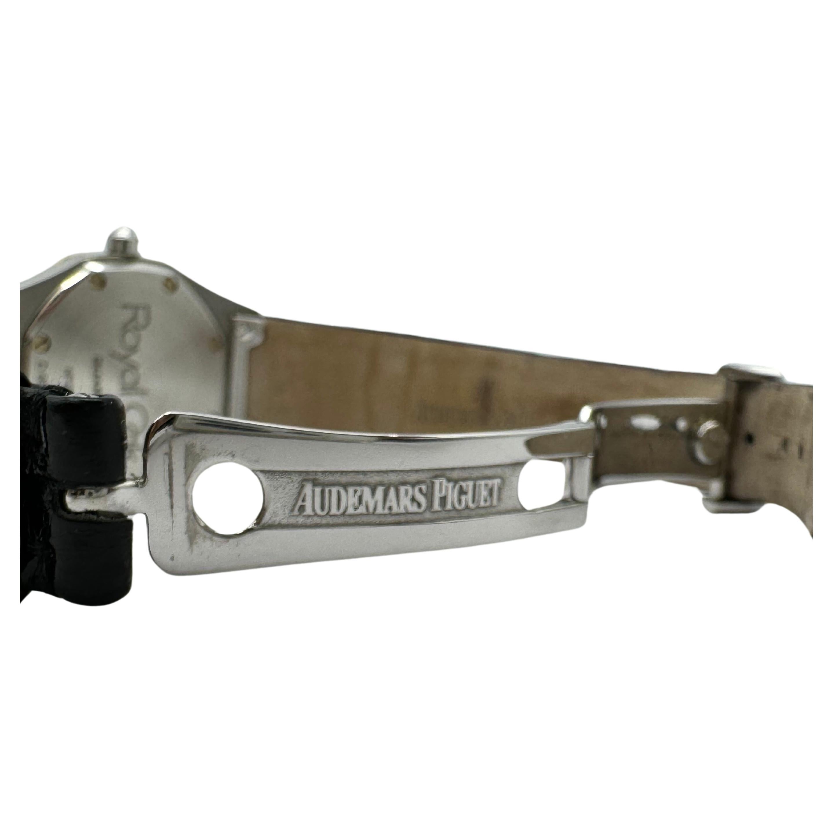 Audemars Piguet Royal Oak 28x31mm quartz For Sale 4