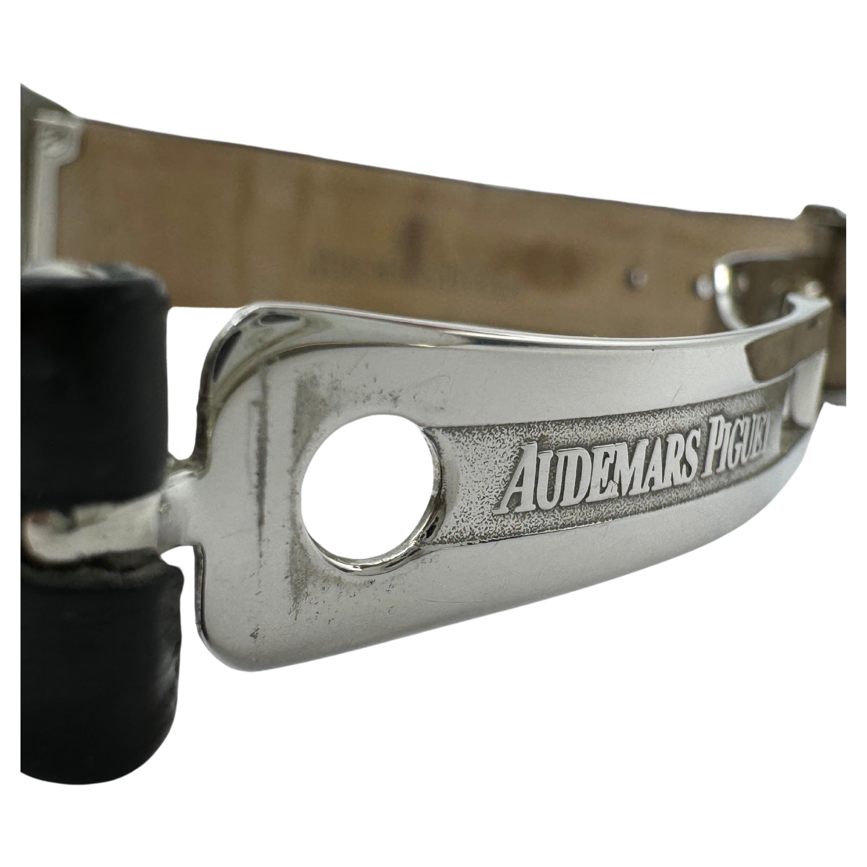 Audemars Piguet Royal Oak 28x31mm quartz For Sale 3