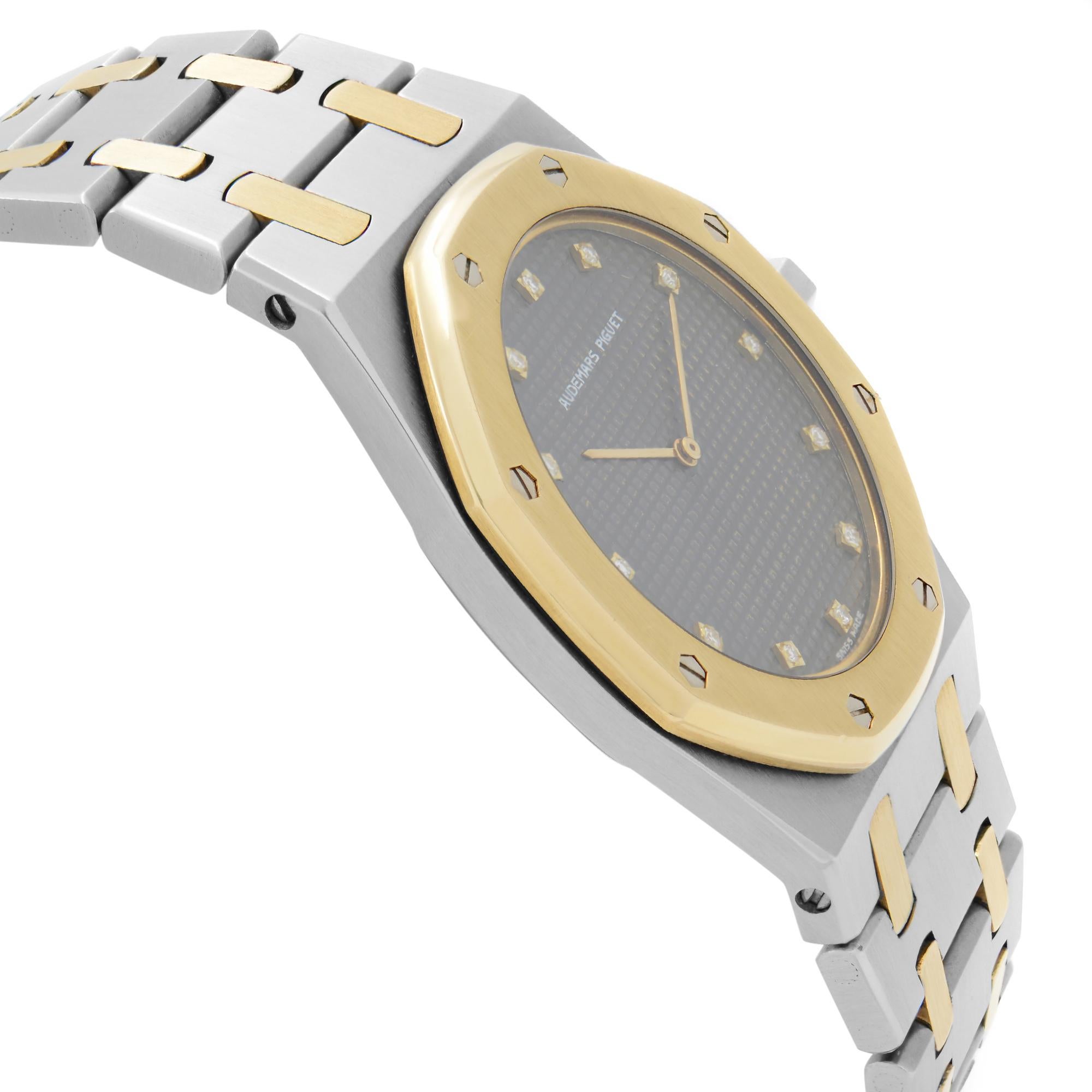 Audemars Piguet Royal Oak 18K Gold Steel Diamond Gray Dial Quartz Men Watch In Excellent Condition In New York, NY