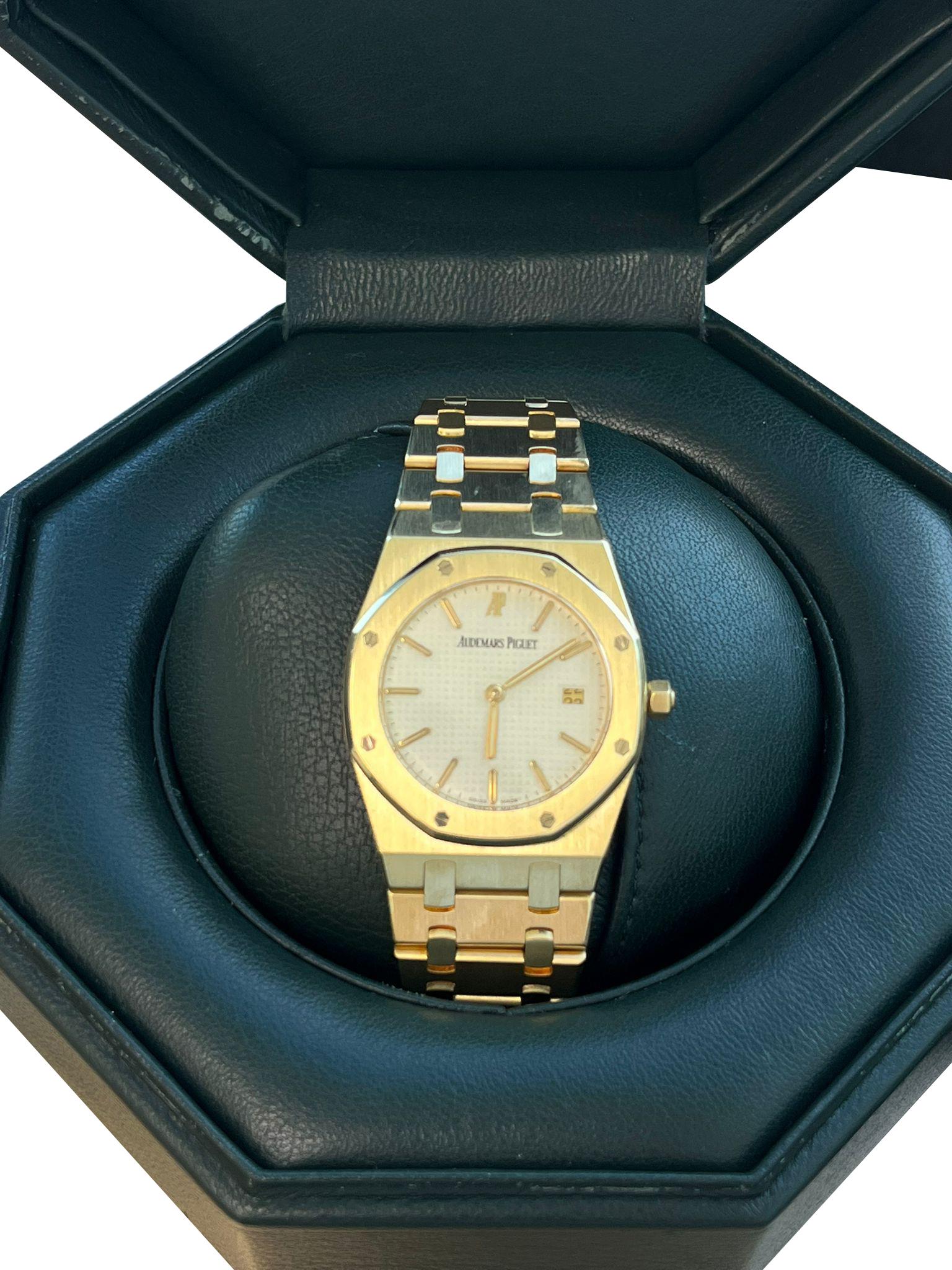 Audemars Piguet Royal Oak 34mm weißes Zifferblatt 18K Gelbgold Quarzuhr 56303BA im Angebot 1