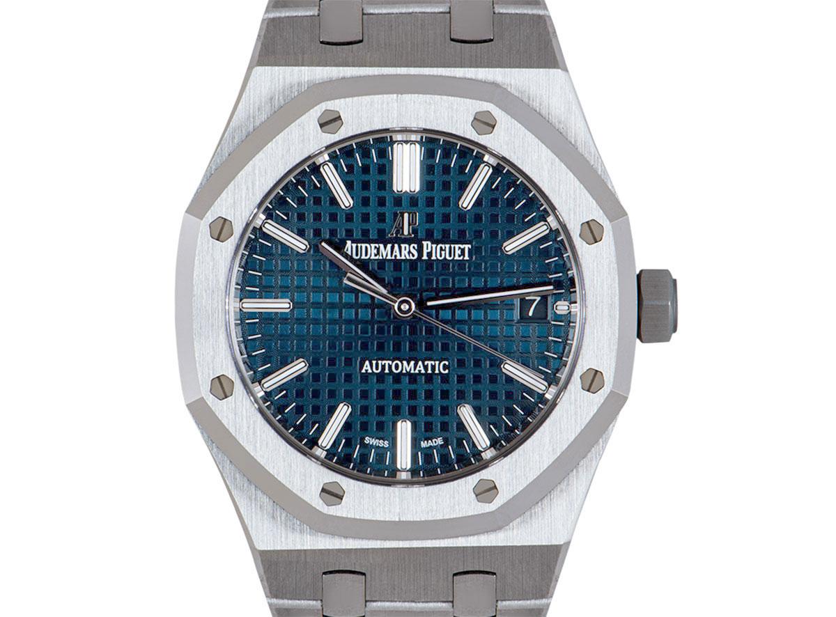 A 37mm Royal Oak in stainless steel from Audemars Piguet. The cobalt blue dial with a 
