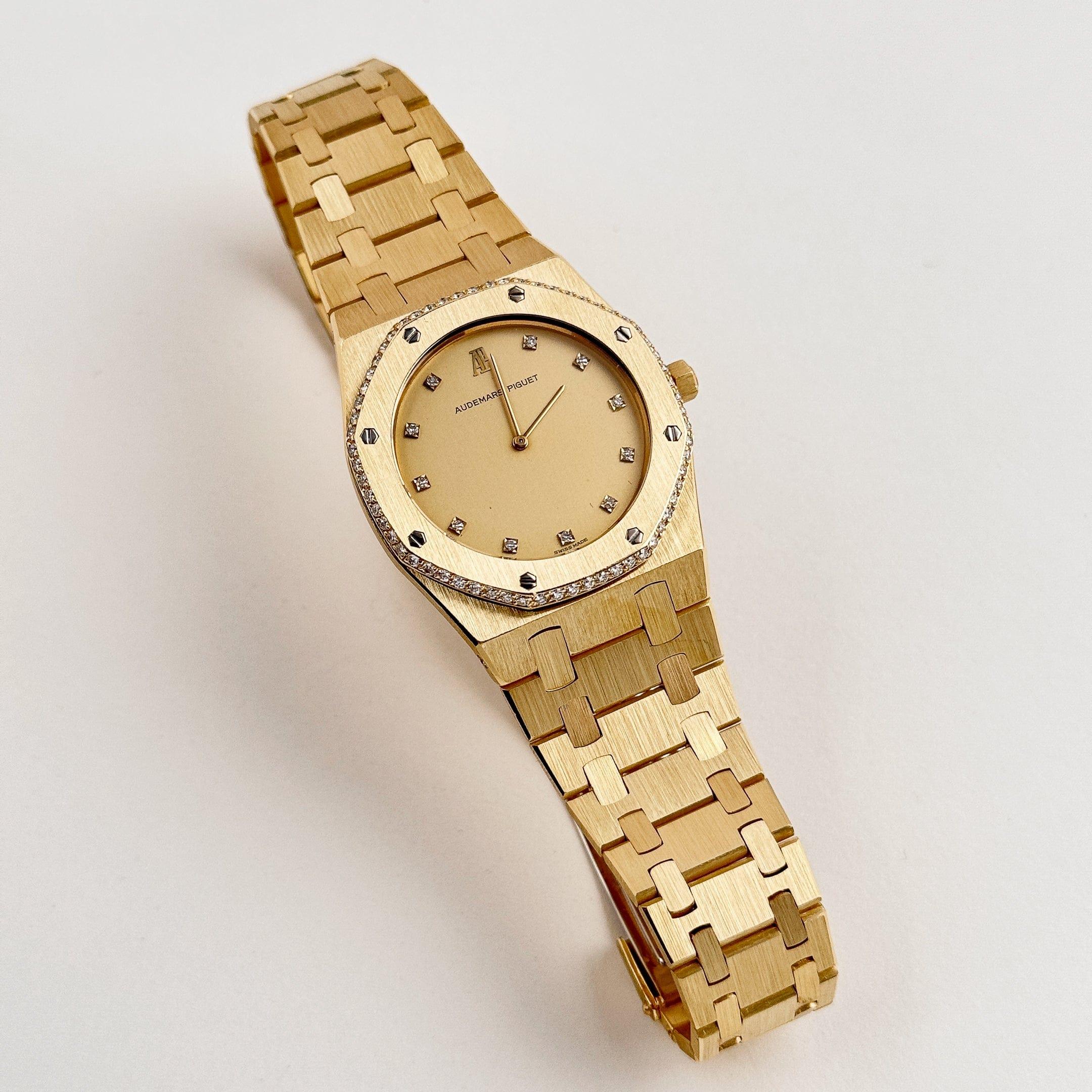 Round Cut Audemars Piguet Royal Oak 4100BA Yellow Gold Diamond Dial Diamond Bezel Quartz For Sale