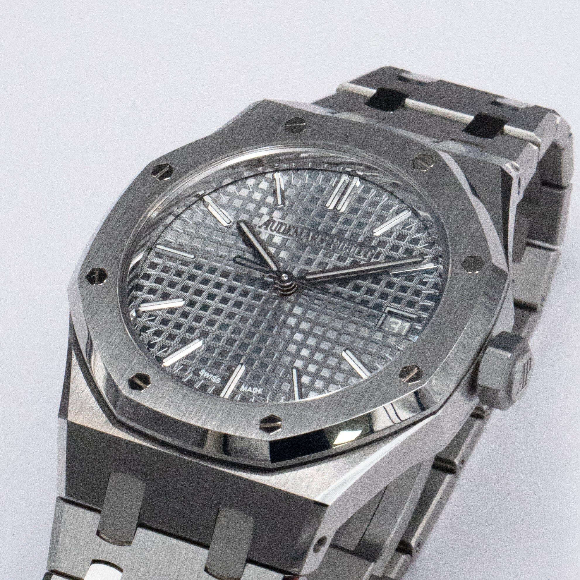 Audemars Piguet Montre Hommes Royal Oak 50th Anniversary 15550ST Cadran gris Excellent état - En vente à Great Neck, NY