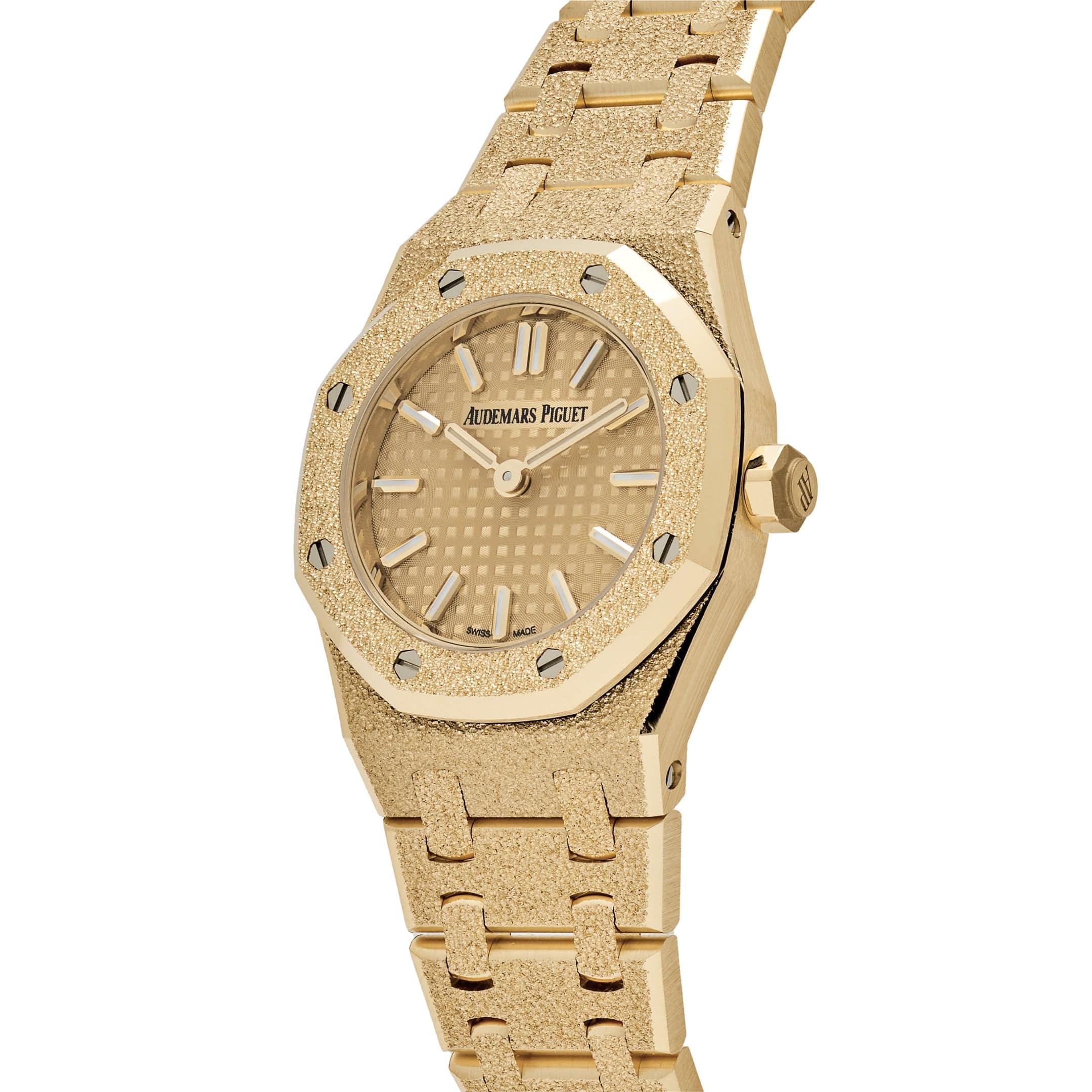 Audemars Piguet Royal Oak 67630BA.GG.1312BA.01 'Mini' Frosted Yellow Gold Quartz In New Condition For Sale In New York, NY
