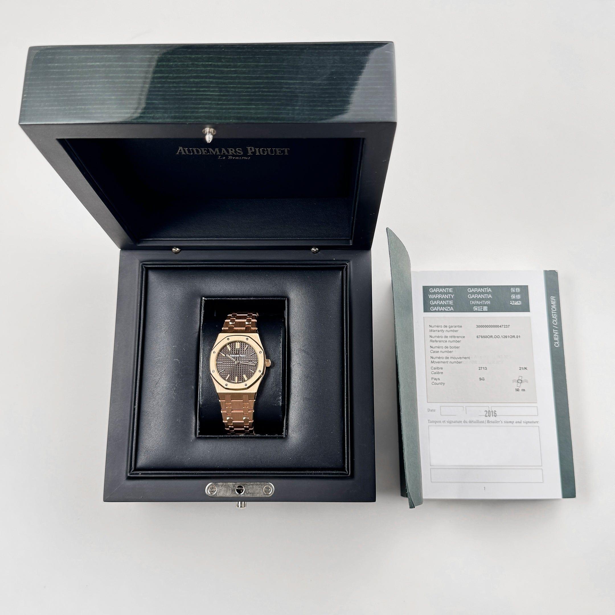 Audemars Piguet Royal Oak 67650OR.OO.1261OR.01 Rose Gold Brown Dial Quartz en vente 4