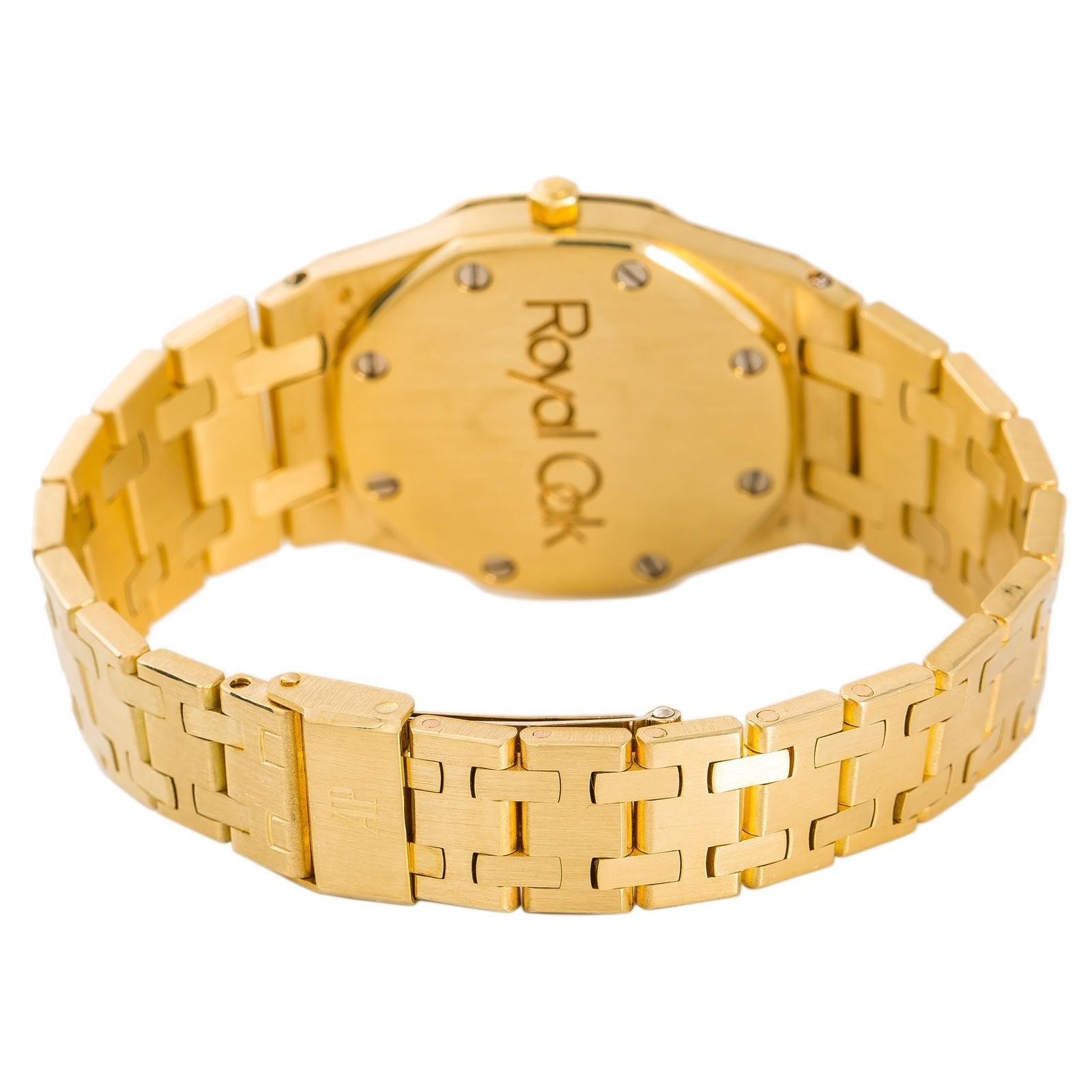 Audemars Piguet Royal Oak Référence #:Inconnue. Audemars Piguet Royal Oak Cal 2508 Womens Quartz 18K Yellow Gold Watch 30mm. Vérifié et certifié par WatchFacts. Garantie de 1 an offerte par WatchFacts.
