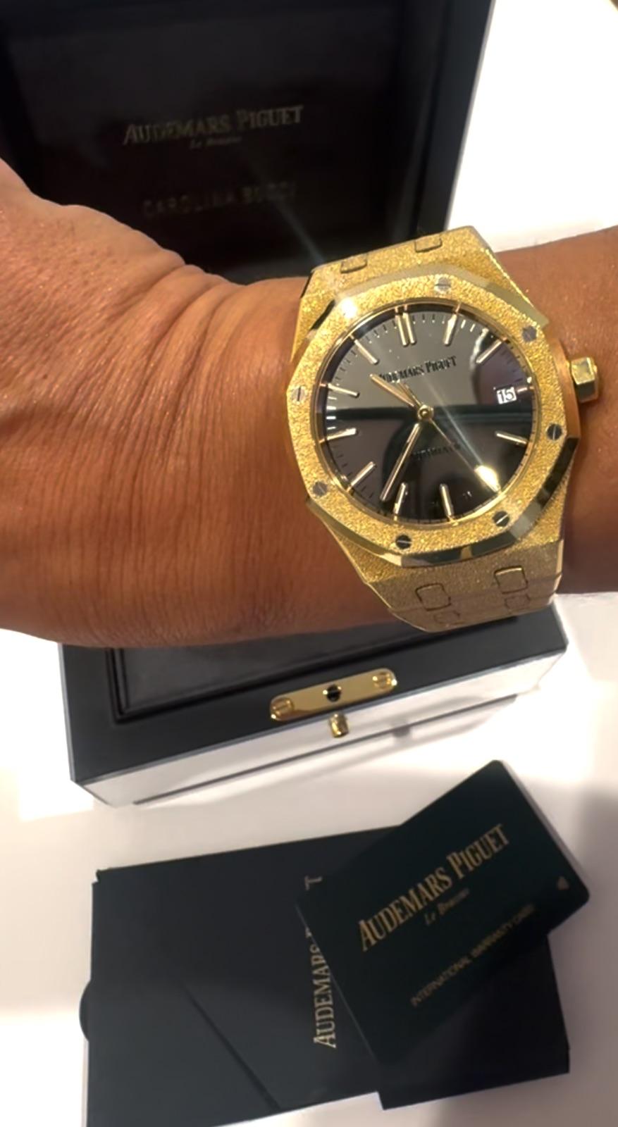 Reloj Audemars Piguet Royal Oak Carolina Bucci 15454Ba 37Mm Oro Esmerilado Mujer en Excelente estado para la venta en Studio City, CA