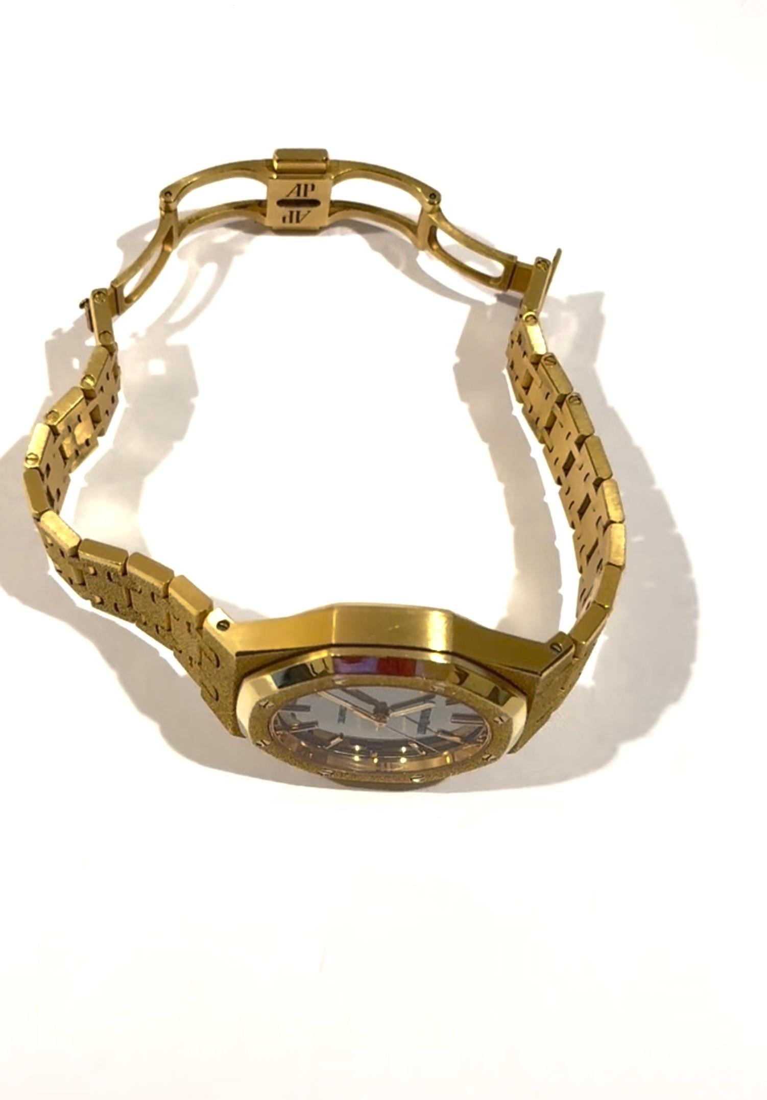 Reloj Audemars Piguet Royal Oak Carolina Bucci 15454Ba 37Mm Oro Esmerilado Mujer en venta 3