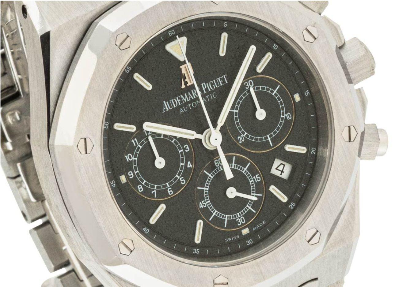 Audemars Piguet Royal Oak Chronograph 25860ST.OO.1110ST.01 In Excellent Condition For Sale In London, GB