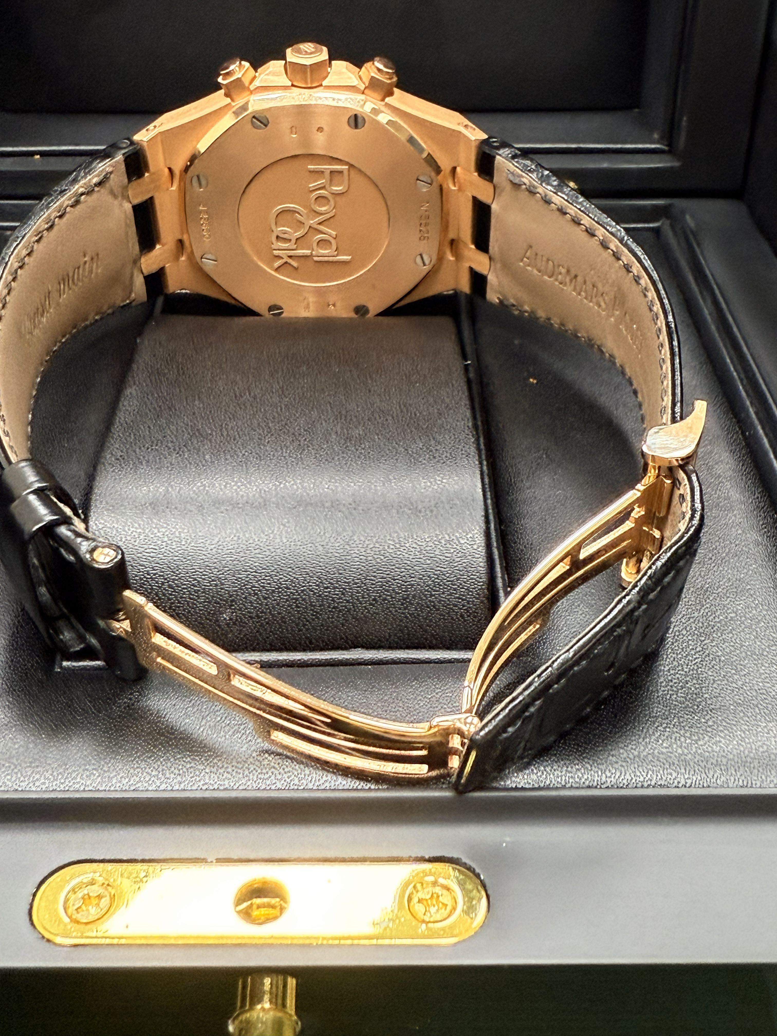 Audemars Piguet Royal Oak Chronograph 41mm Rose Gold Uhr 26320OR.OO.D002CR.01 im Angebot 4