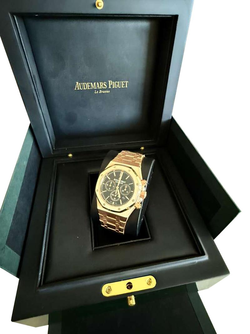Audemars Piguet Royal Oak Chronograph Rose Gold Black Dial 26320OR.OO.1220OR.01 For Sale 8