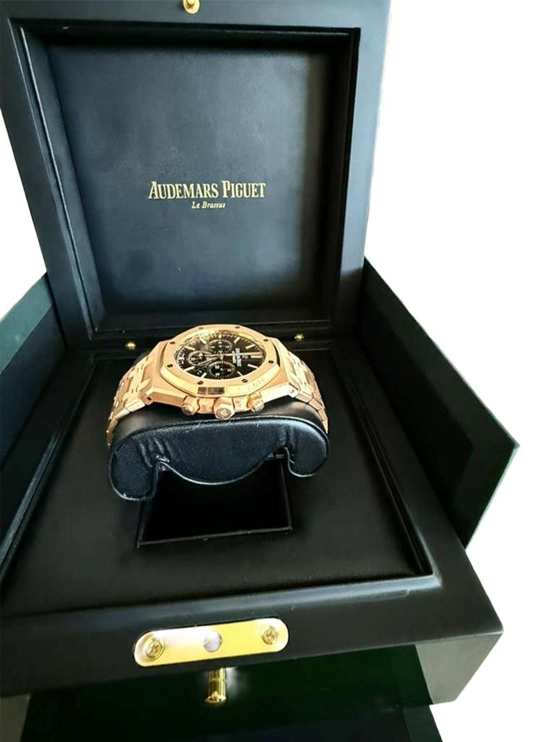 Audemars Piguet Royal Oak Chronograph Rose Gold Black Dial 26320OR.OO.1220OR.01 For Sale 10