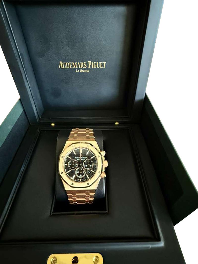Audemars Piguet Royal Oak Chronograph Rose Gold Black Dial 26320OR.OO.1220OR.01 For Sale 1