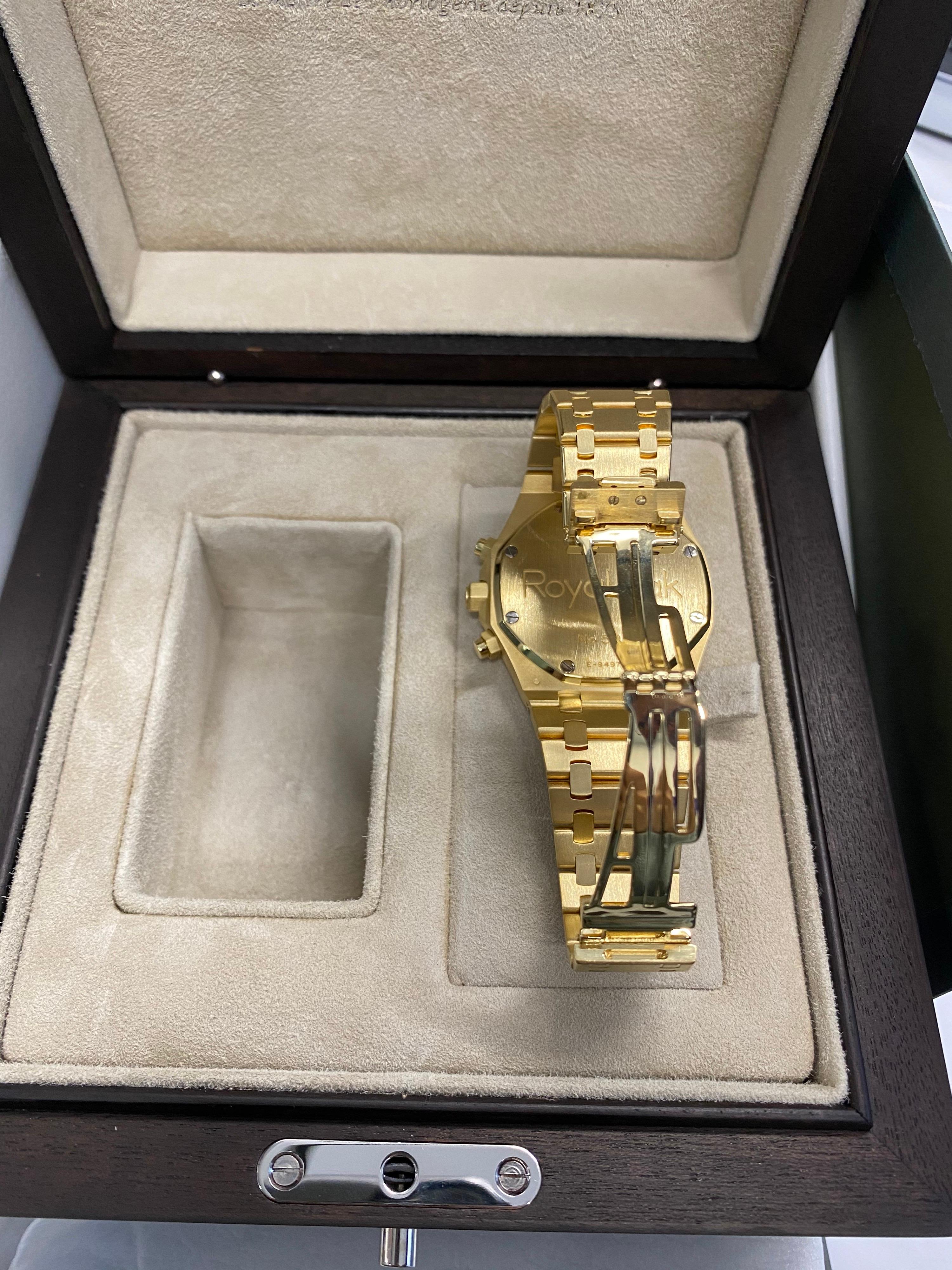 Audemars Piguet Royal Oak Chronograph Yellow Gold Watch 8