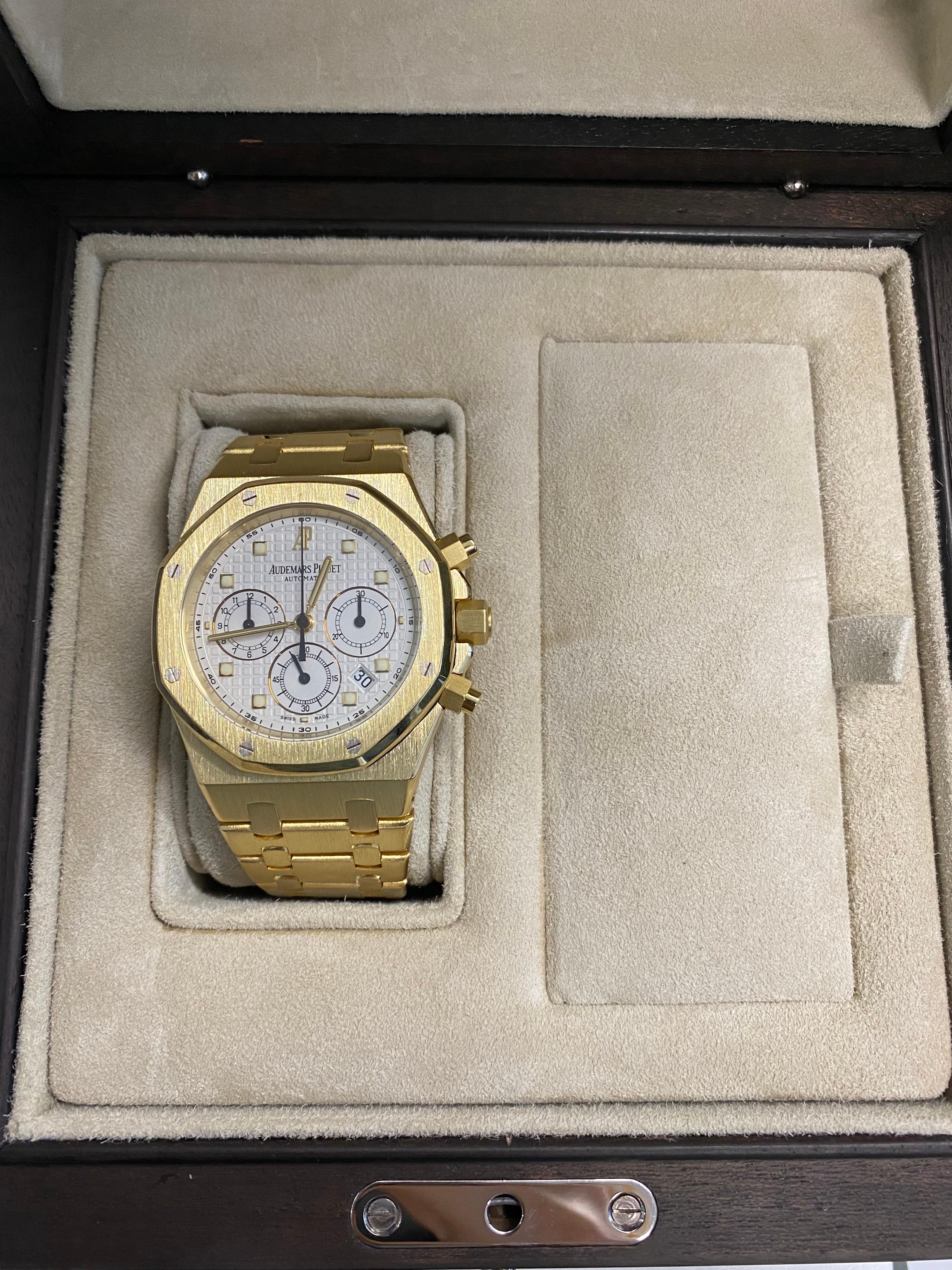 Audemars Piguet Royal Oak Chronograph Yellow Gold Watch 2