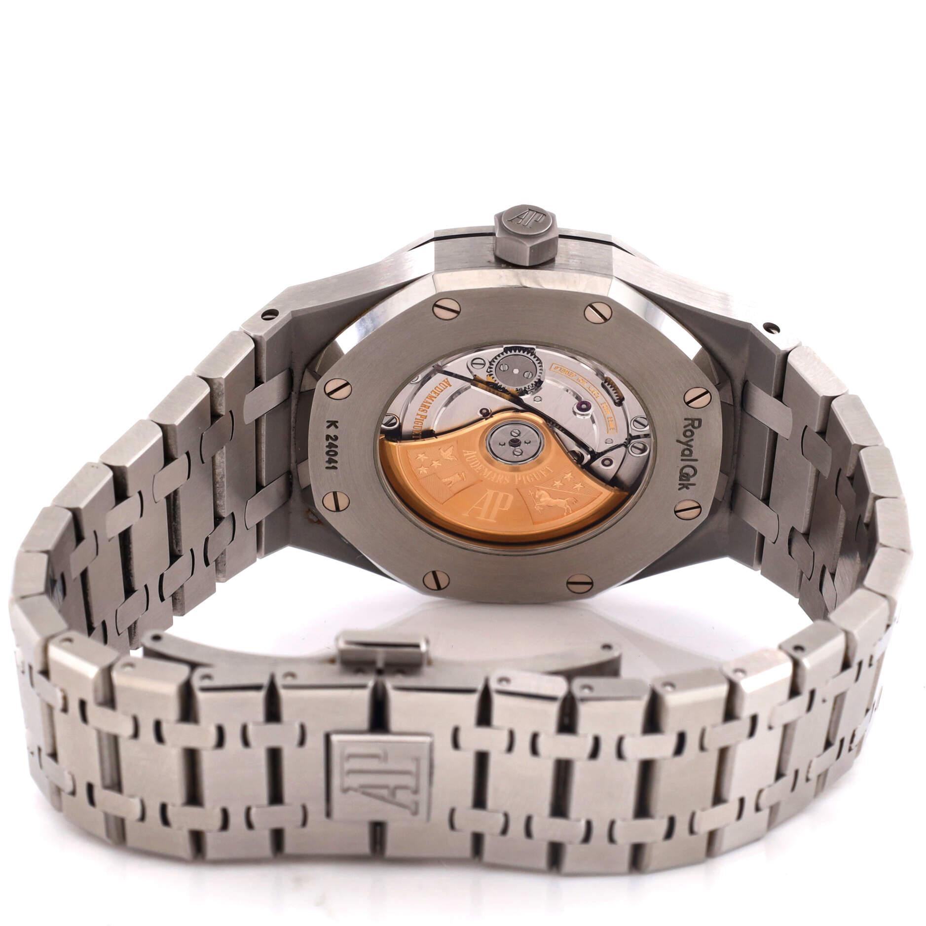 Audemars Piguet Royal Oak Date Automatic Watch Stainless Steel 41 In Good Condition In New York, NY